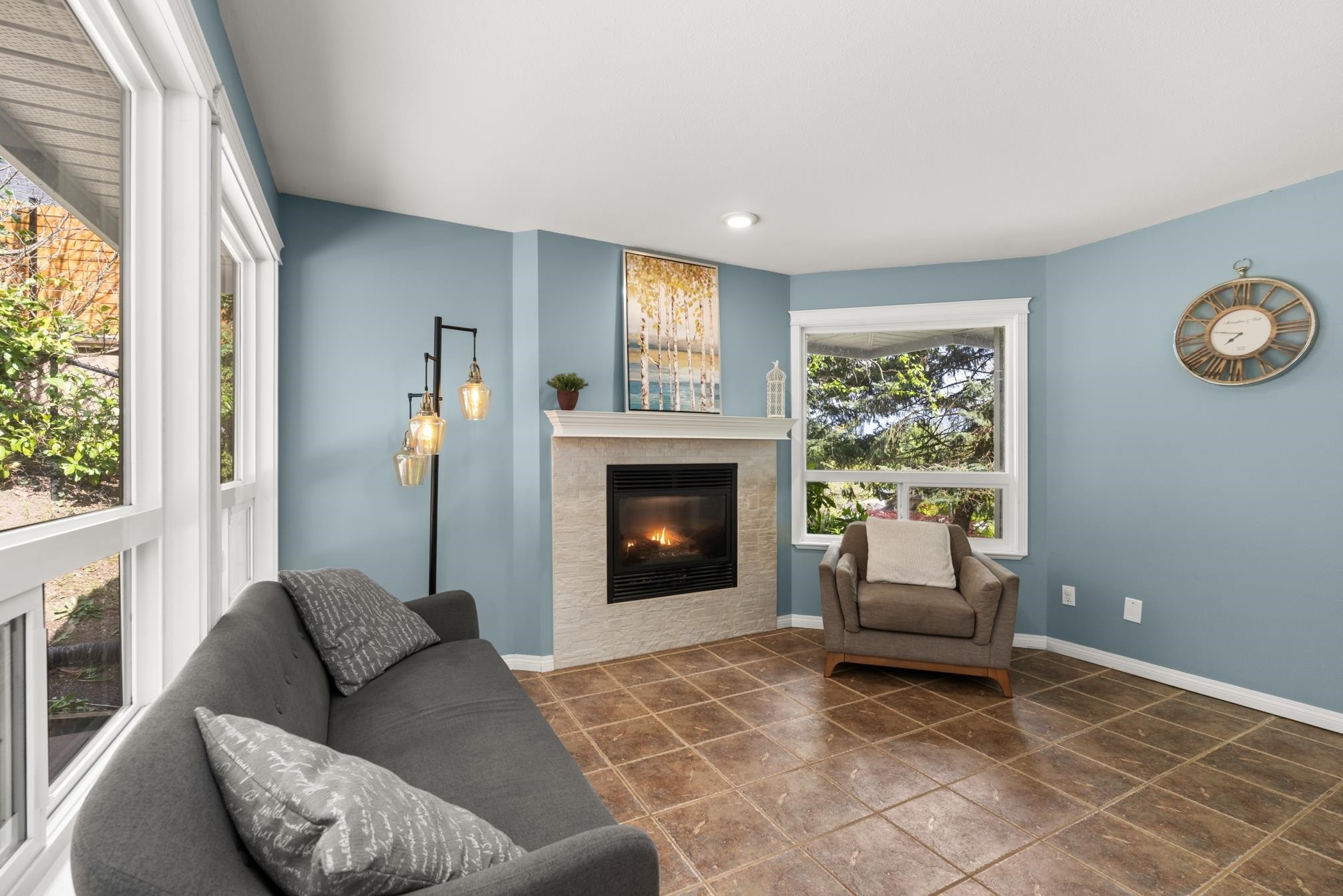 









35823


Graystone

Drive,
Abbotsford,




BC
V3G 1K7

