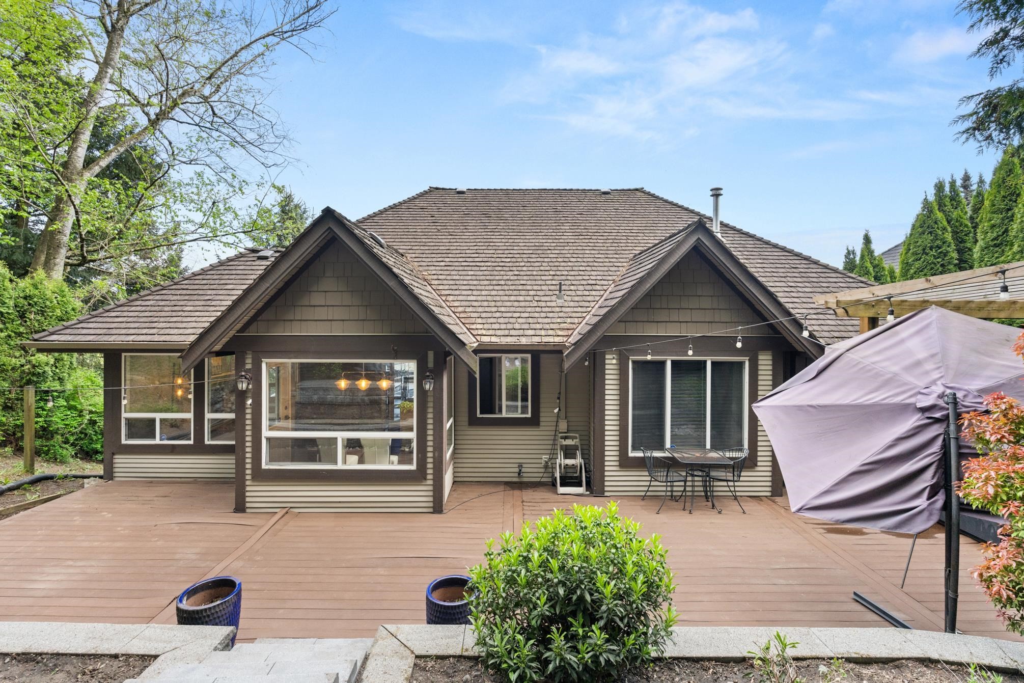 









35823


Graystone

Drive,
Abbotsford,




BC
V3G 1K7

