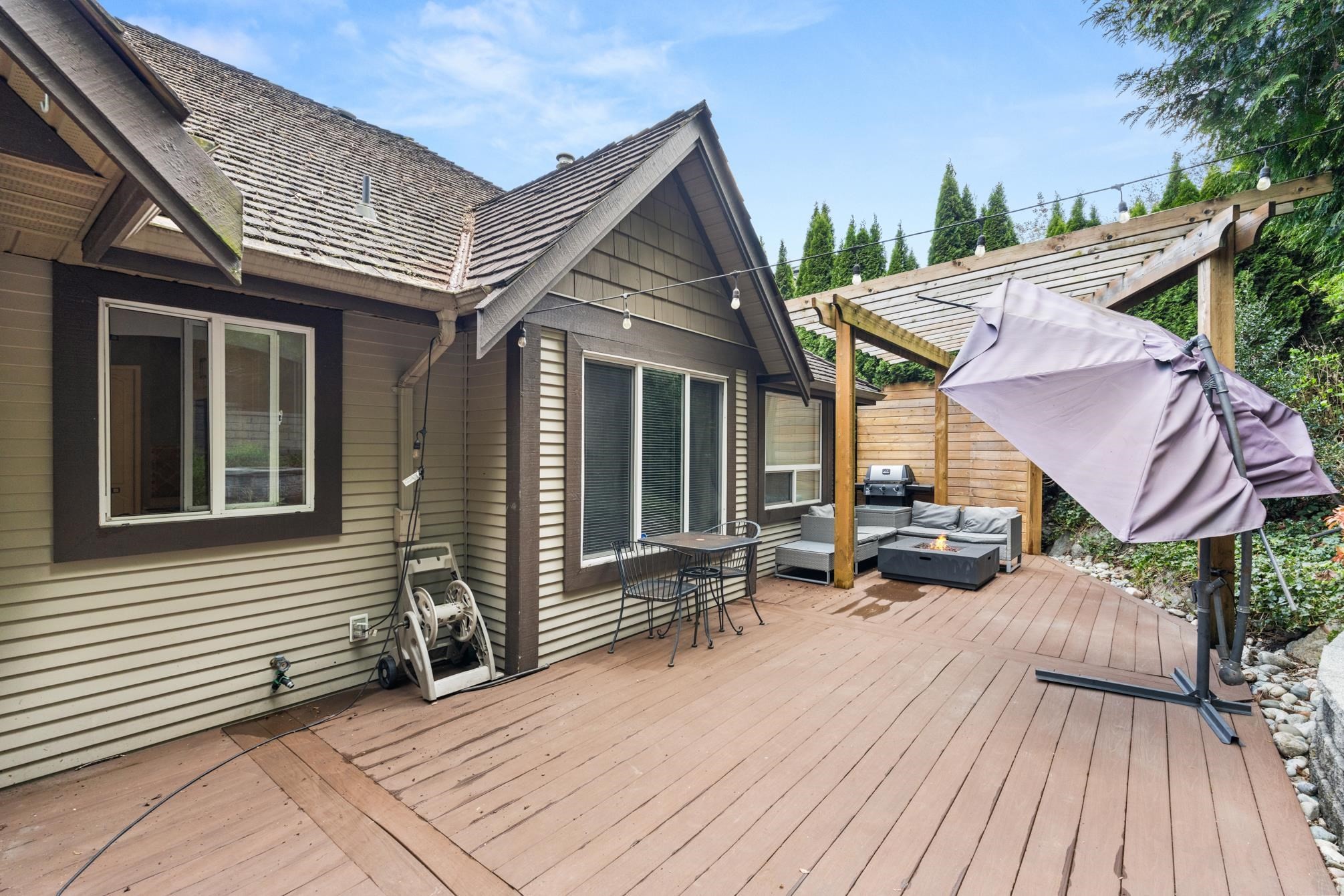 









35823


Graystone

Drive,
Abbotsford,




BC
V3G 1K7

