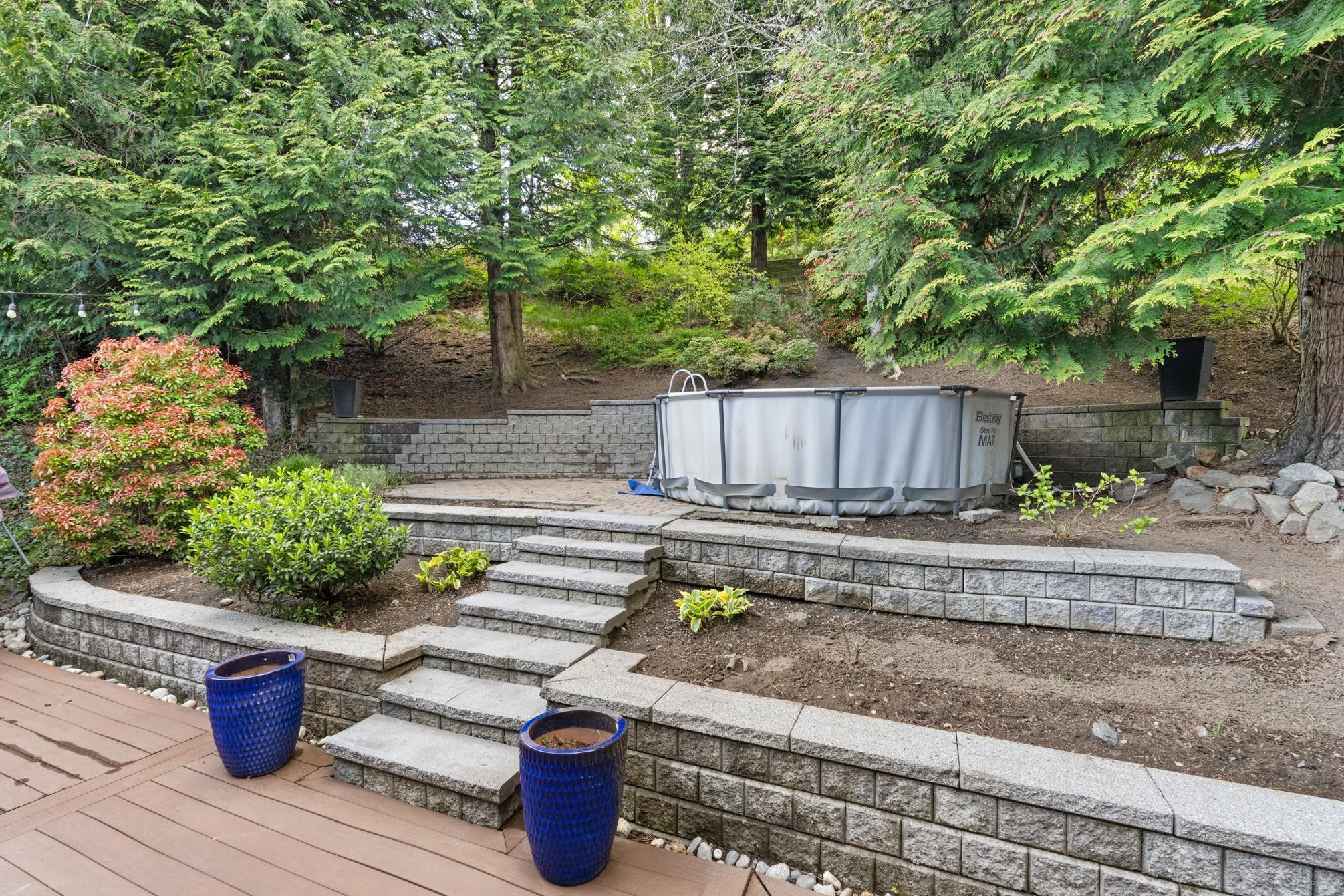 









35823


Graystone

Drive,
Abbotsford,




BC
V3G 1K7

