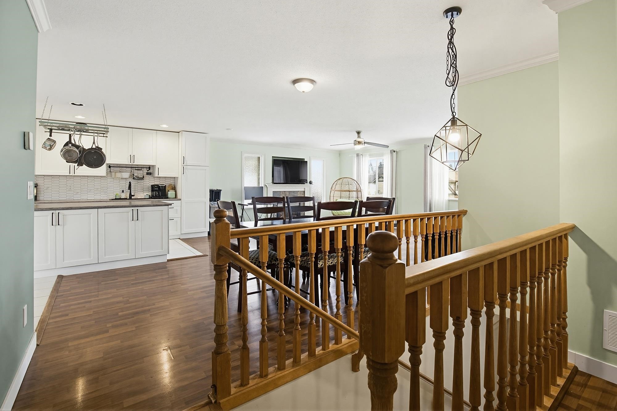 









8627


Henderson

Street,
Mission,




BC
V2V 7P9


