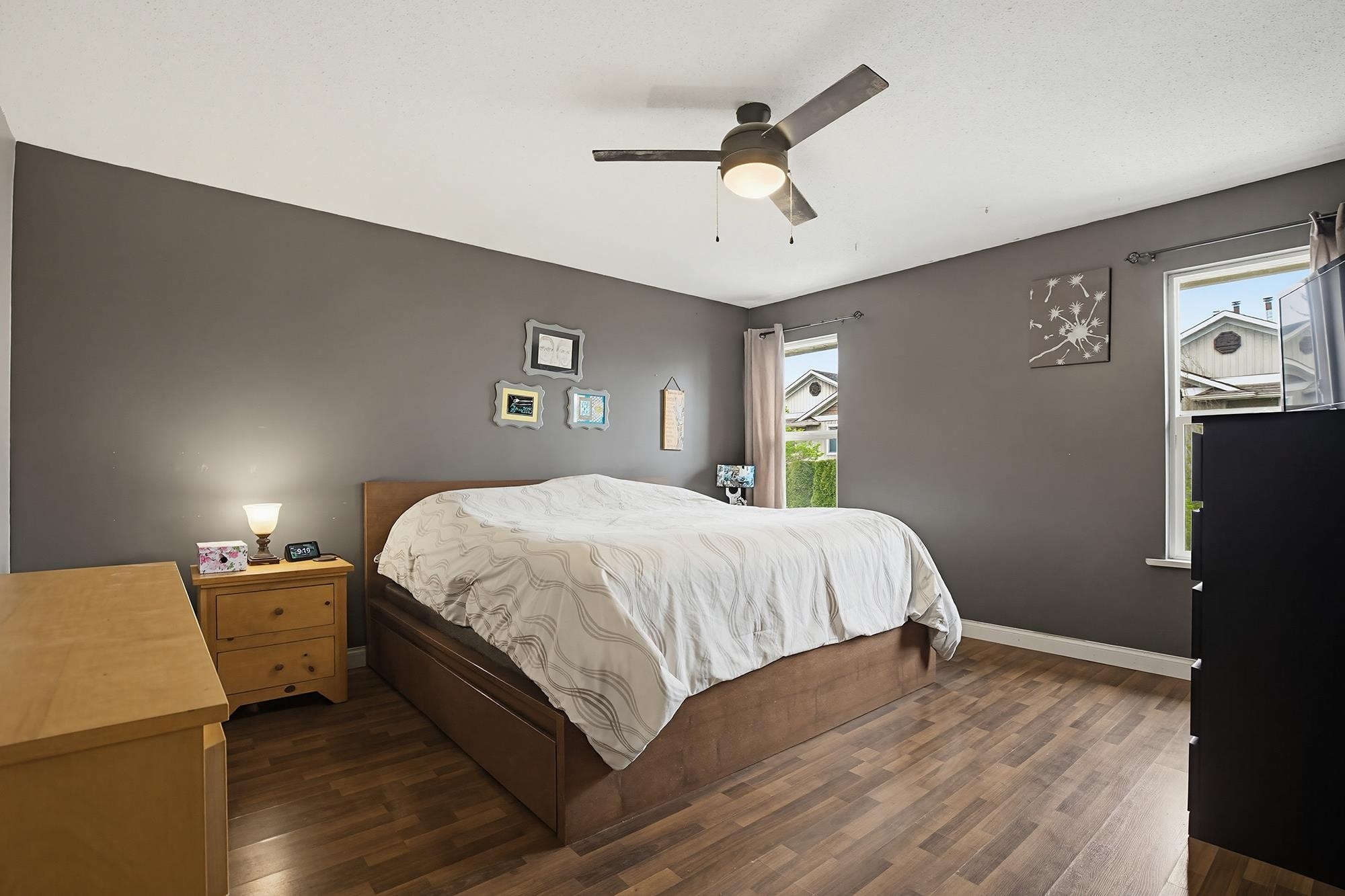 









8627


Henderson

Street,
Mission,




BC
V2V 7P9

