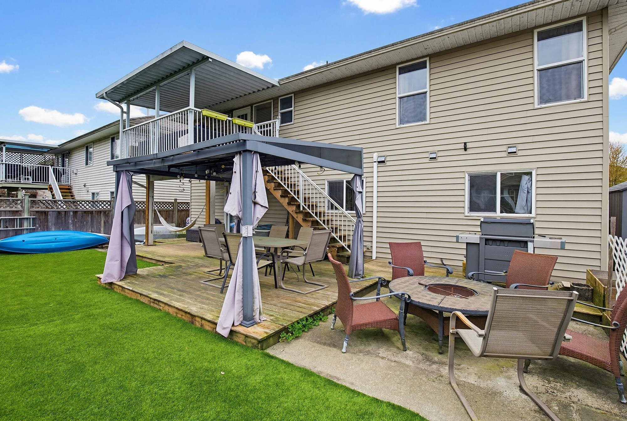 









8627


Henderson

Street,
Mission,




BC
V2V 7P9

