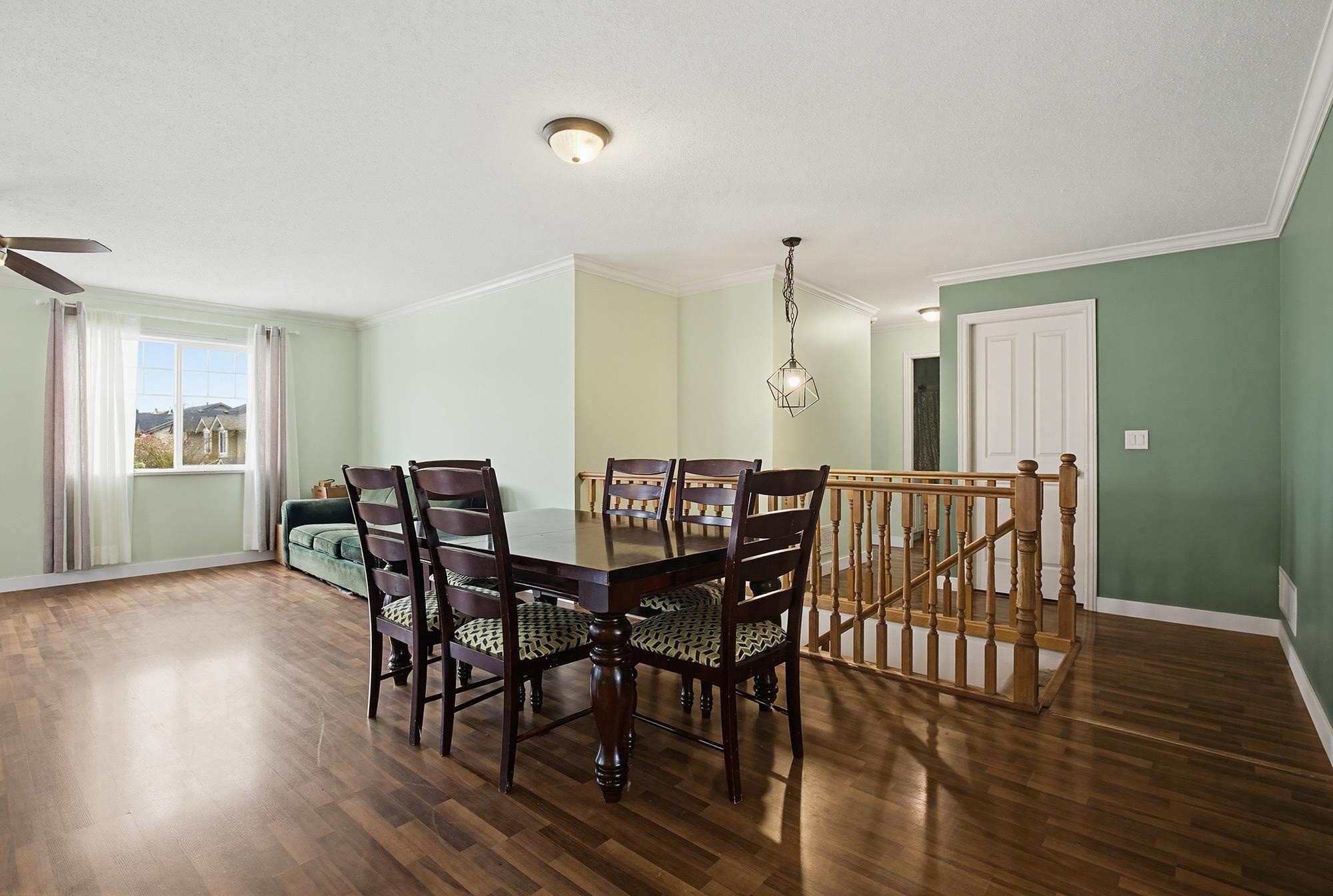 









8627


Henderson

Street,
Mission,




BC
V2V 7P9

