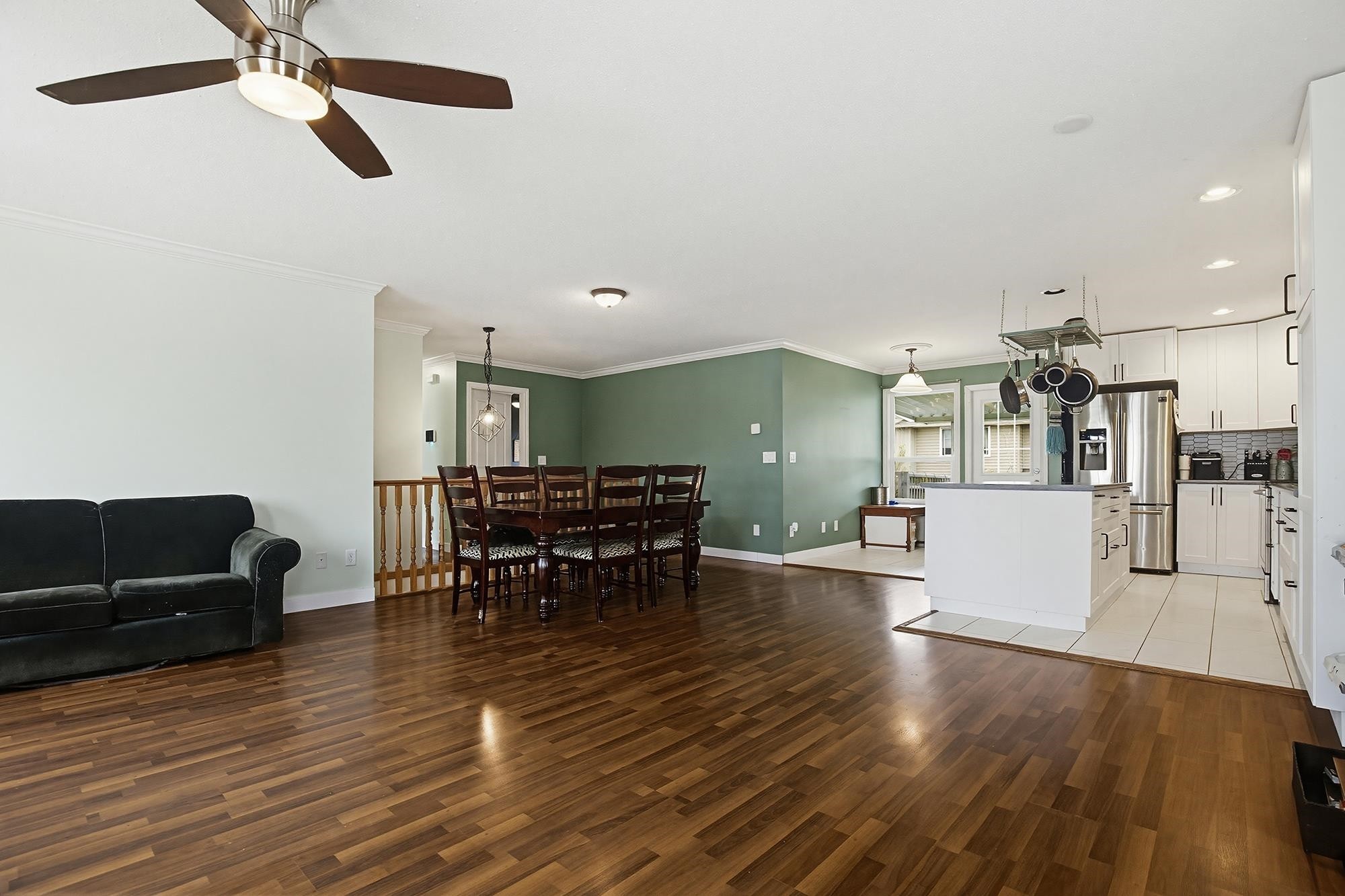 









8627


Henderson

Street,
Mission,




BC
V2V 7P9

