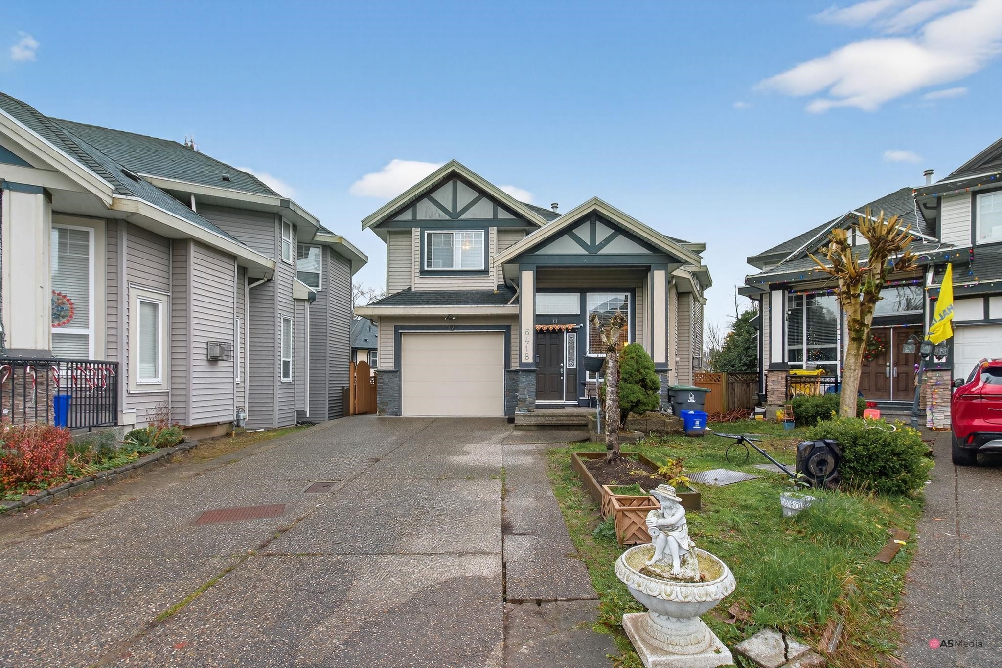 









6418


137a

Street,
Surrey,




BC
V3W 1S6

