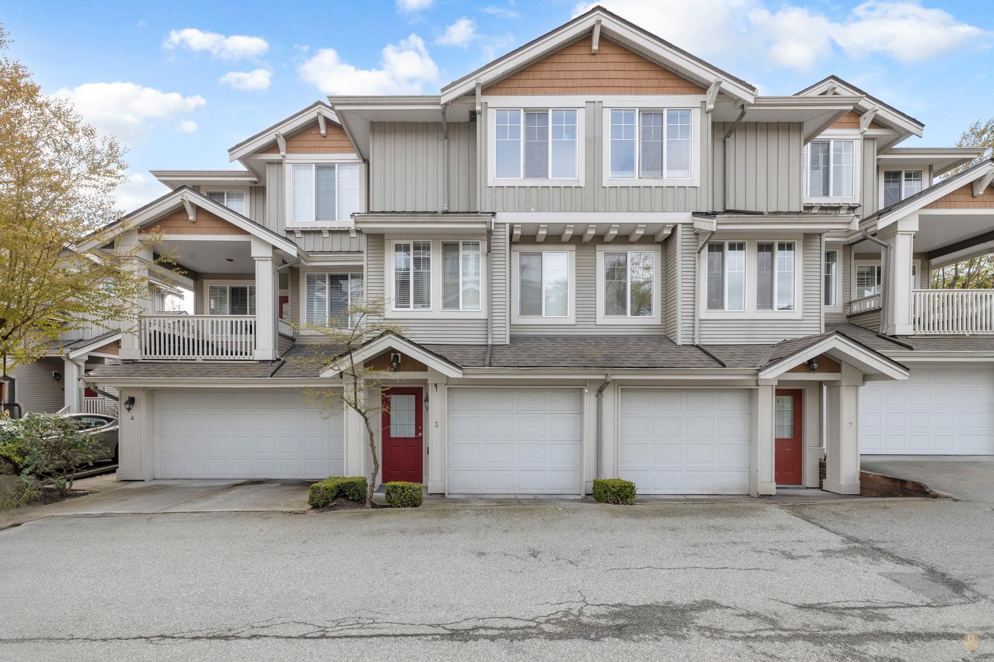 









14877


58

Avenue, 3,
Surrey,




BC
V3S 8Y9

