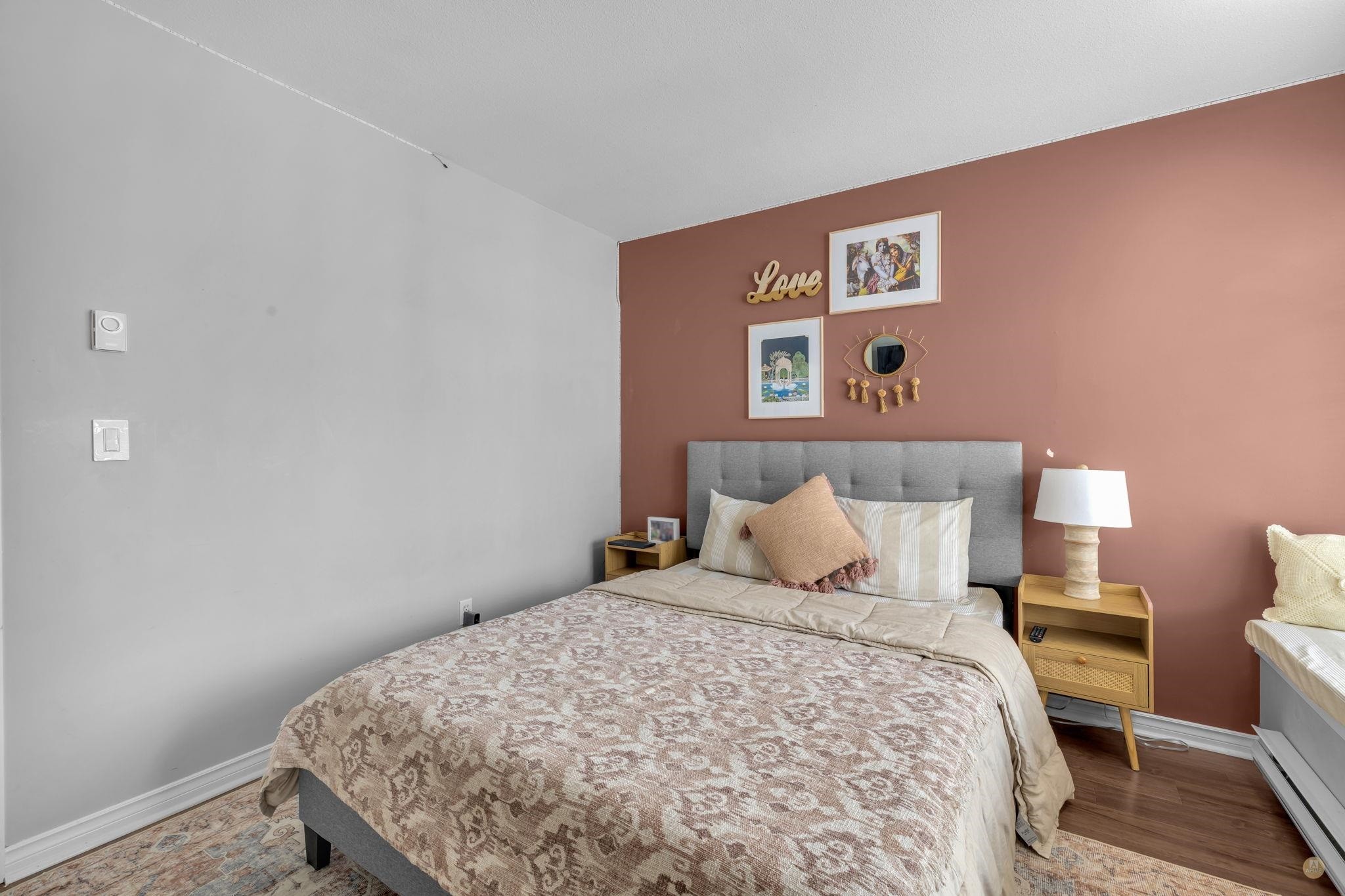 









14877


58

Avenue, 3,
Surrey,




BC
V3S 8Y9

