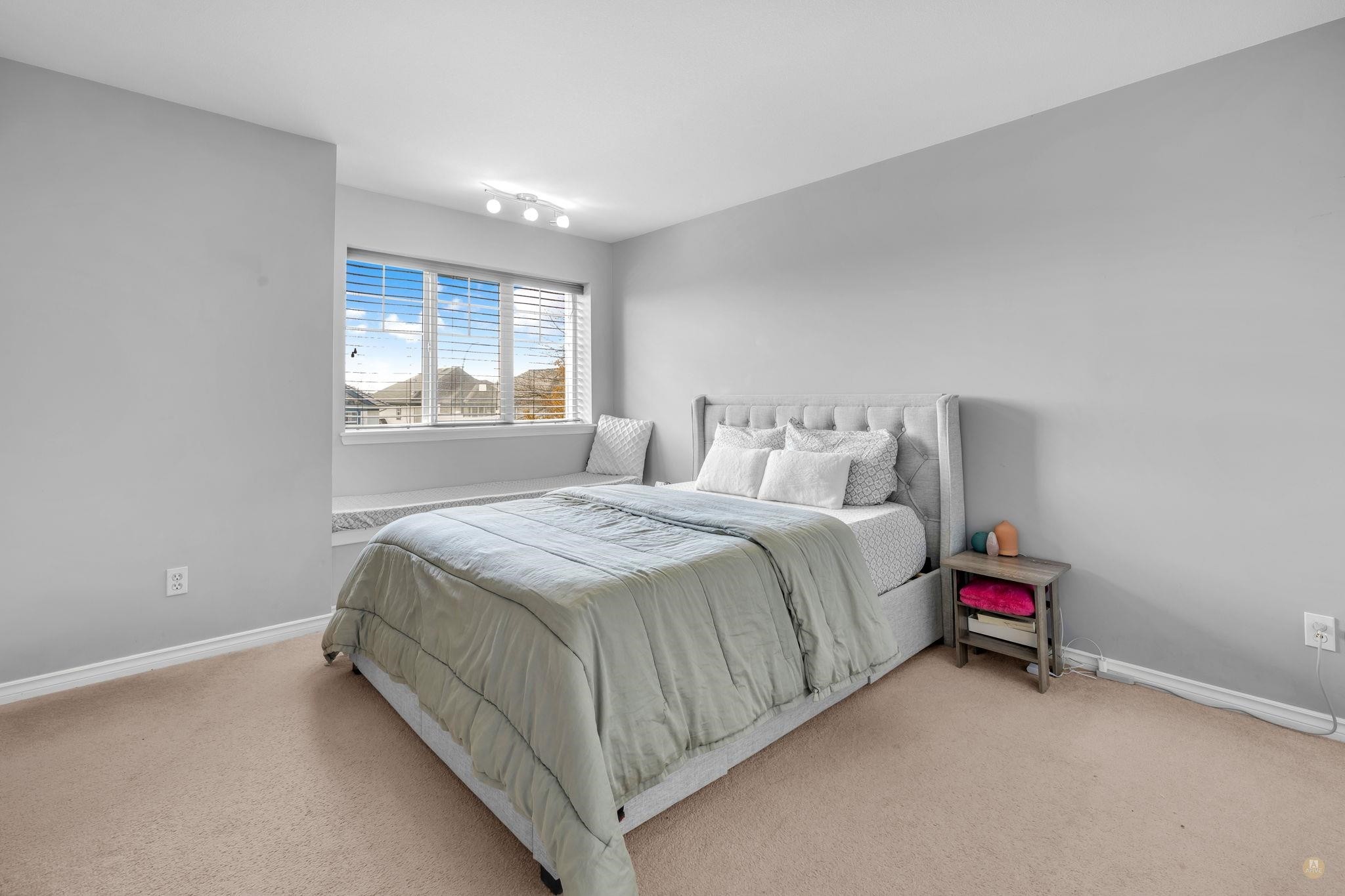 









14877


58

Avenue, 3,
Surrey,




BC
V3S 8Y9

