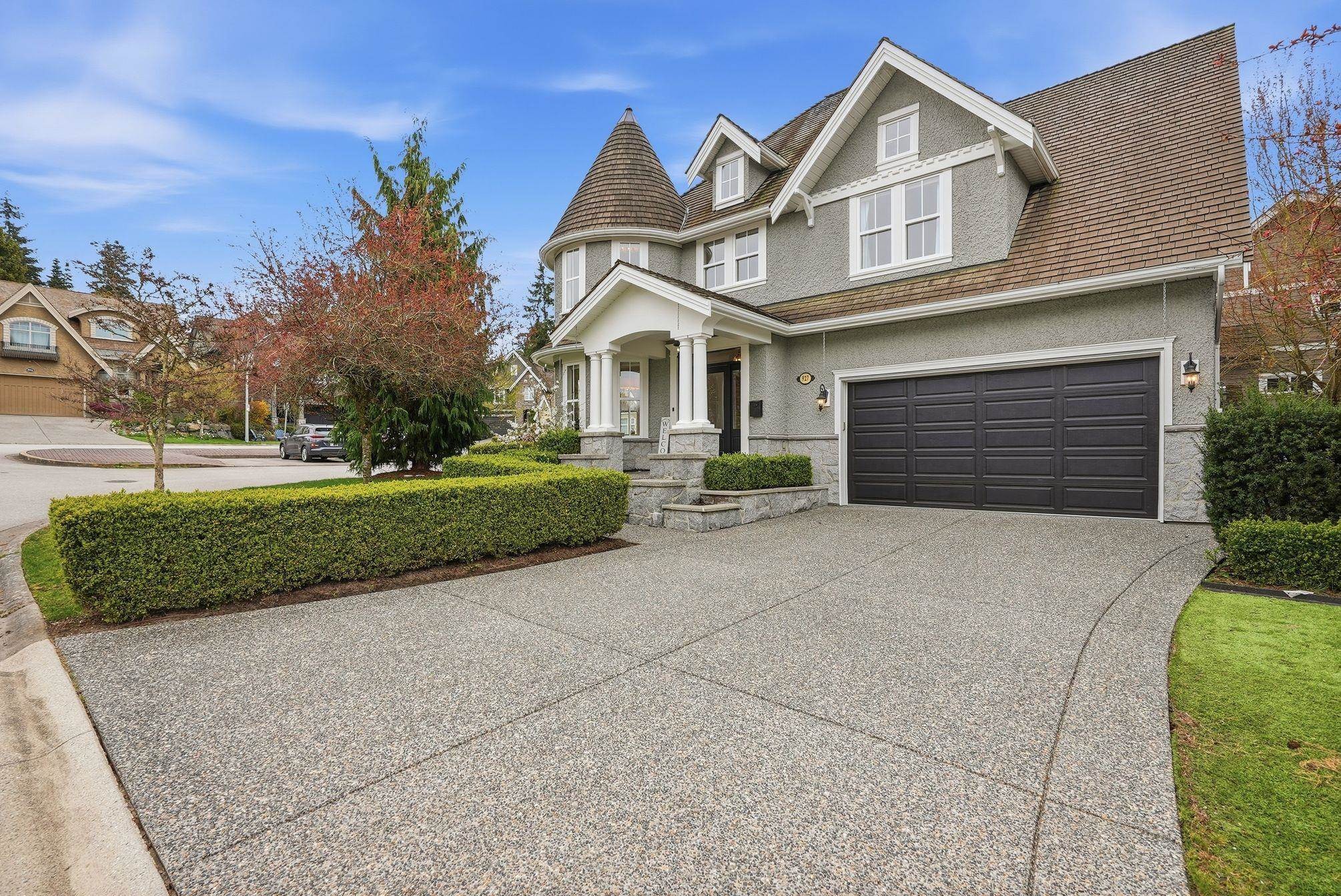 









927


163

Street,
Surrey,




BC
V4A 9T8

