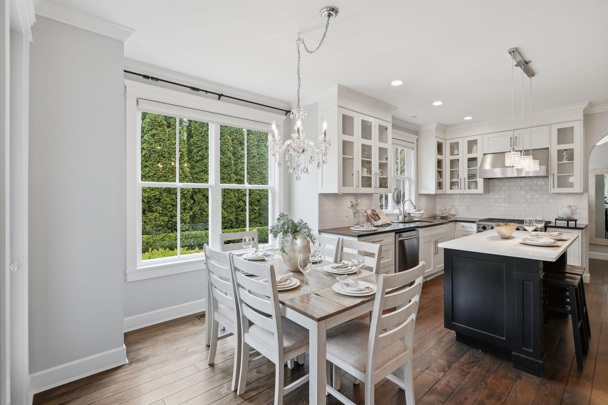 









927


163

Street,
Surrey,




BC
V4A 9T8

