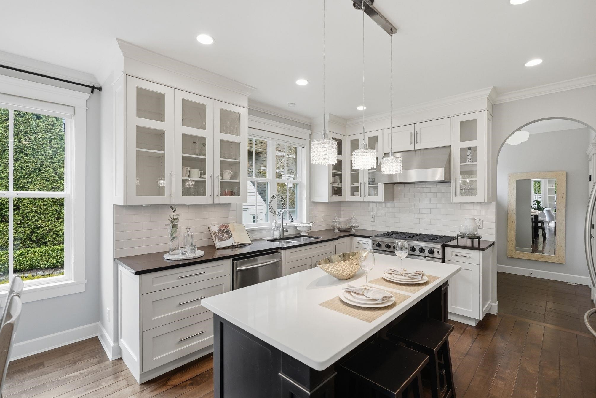 









927


163

Street,
Surrey,




BC
V4A 9T8

