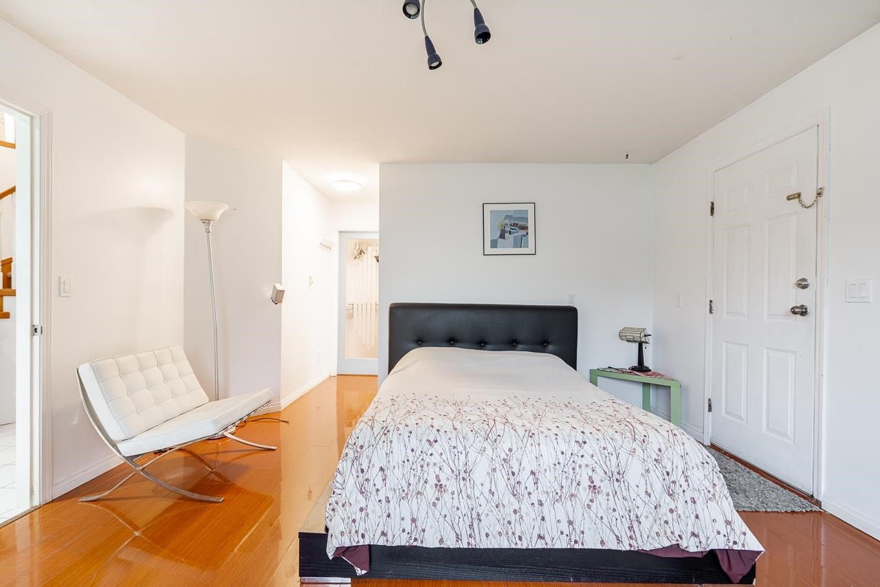 









13798


92

Avenue,
Surrey,




BC
V3V 1J2

