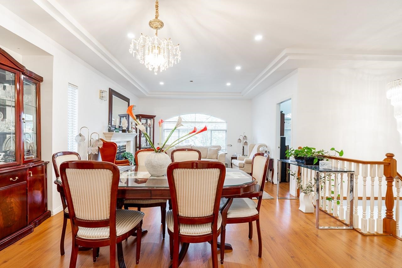 









13798


92

Avenue,
Surrey,




BC
V3V 1J2

