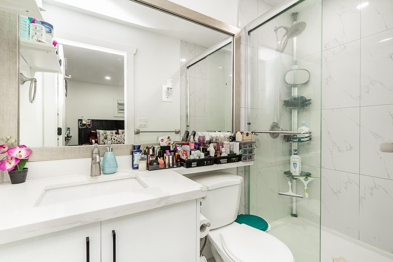 









11460


141a

Street,
Surrey,




BC
V3R 3K2

