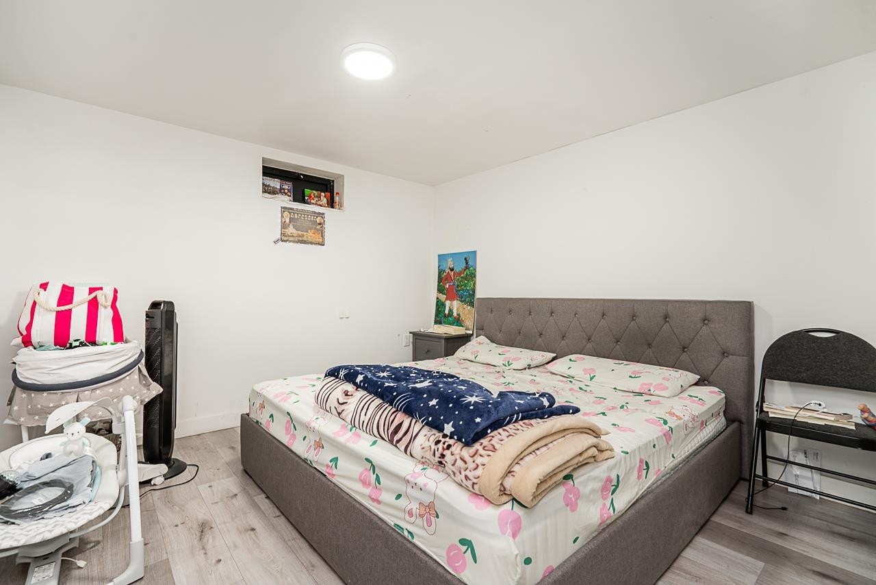 









11460


141a

Street,
Surrey,




BC
V3R 3K2

