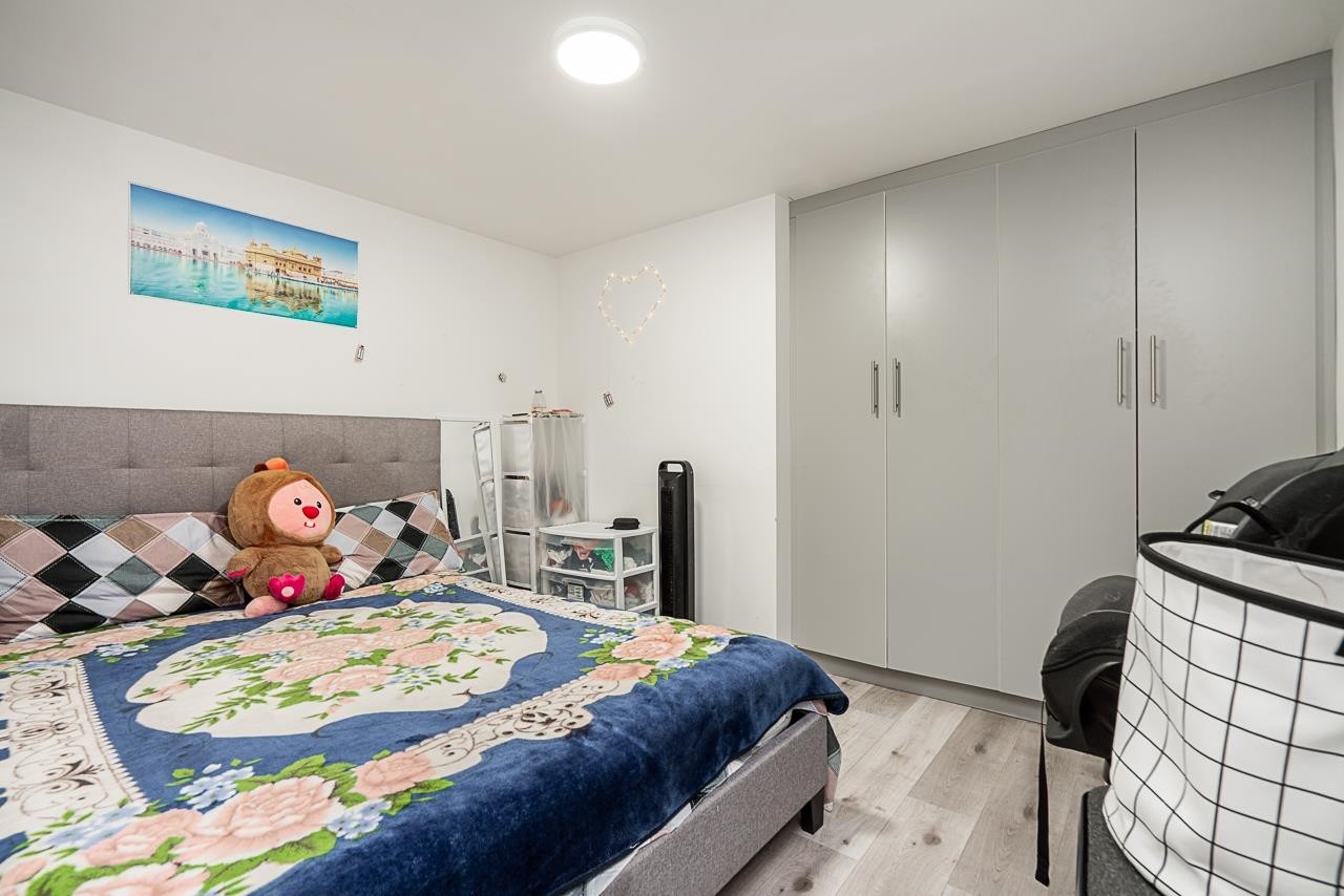 









11460


141a

Street,
Surrey,




BC
V3R 3K2

