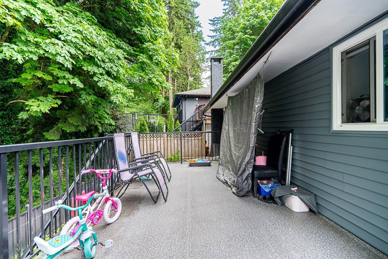 









11460


141a

Street,
Surrey,




BC
V3R 3K2


