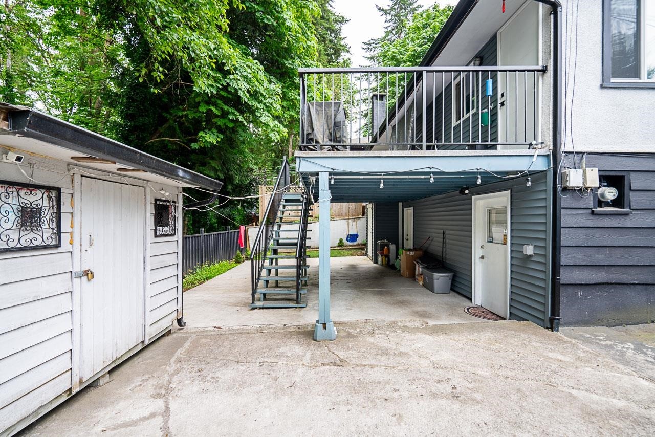 









11460


141a

Street,
Surrey,




BC
V3R 3K2

