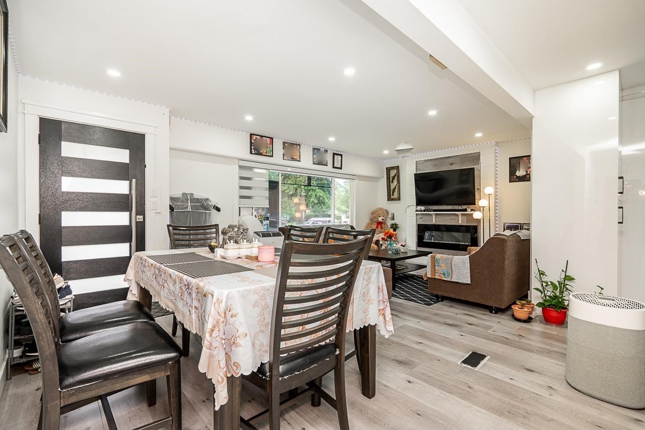 









11460


141a

Street,
Surrey,




BC
V3R 3K2

