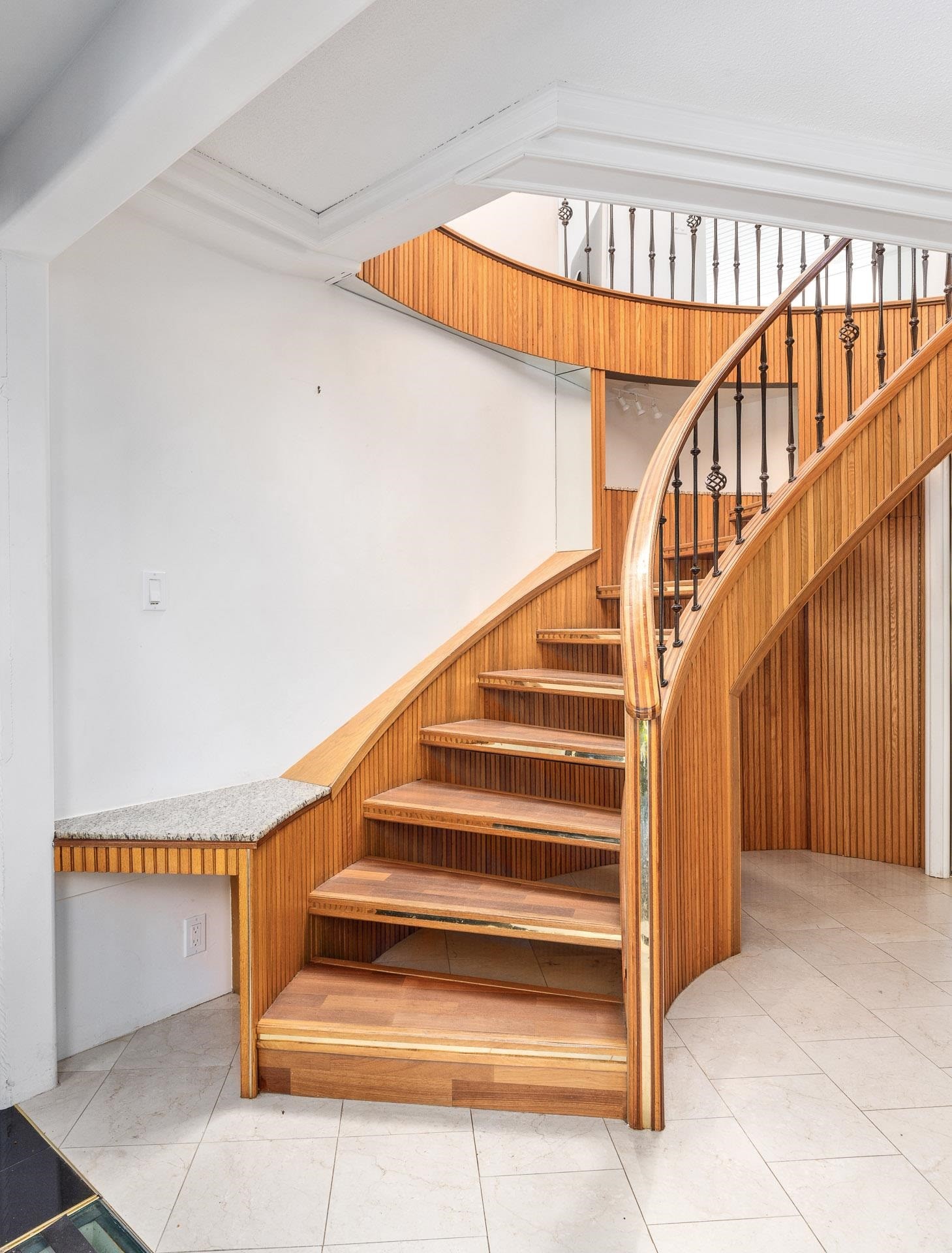 









14220


Malabar

Avenue,
White Rock,




BC
V4B 2Y3

