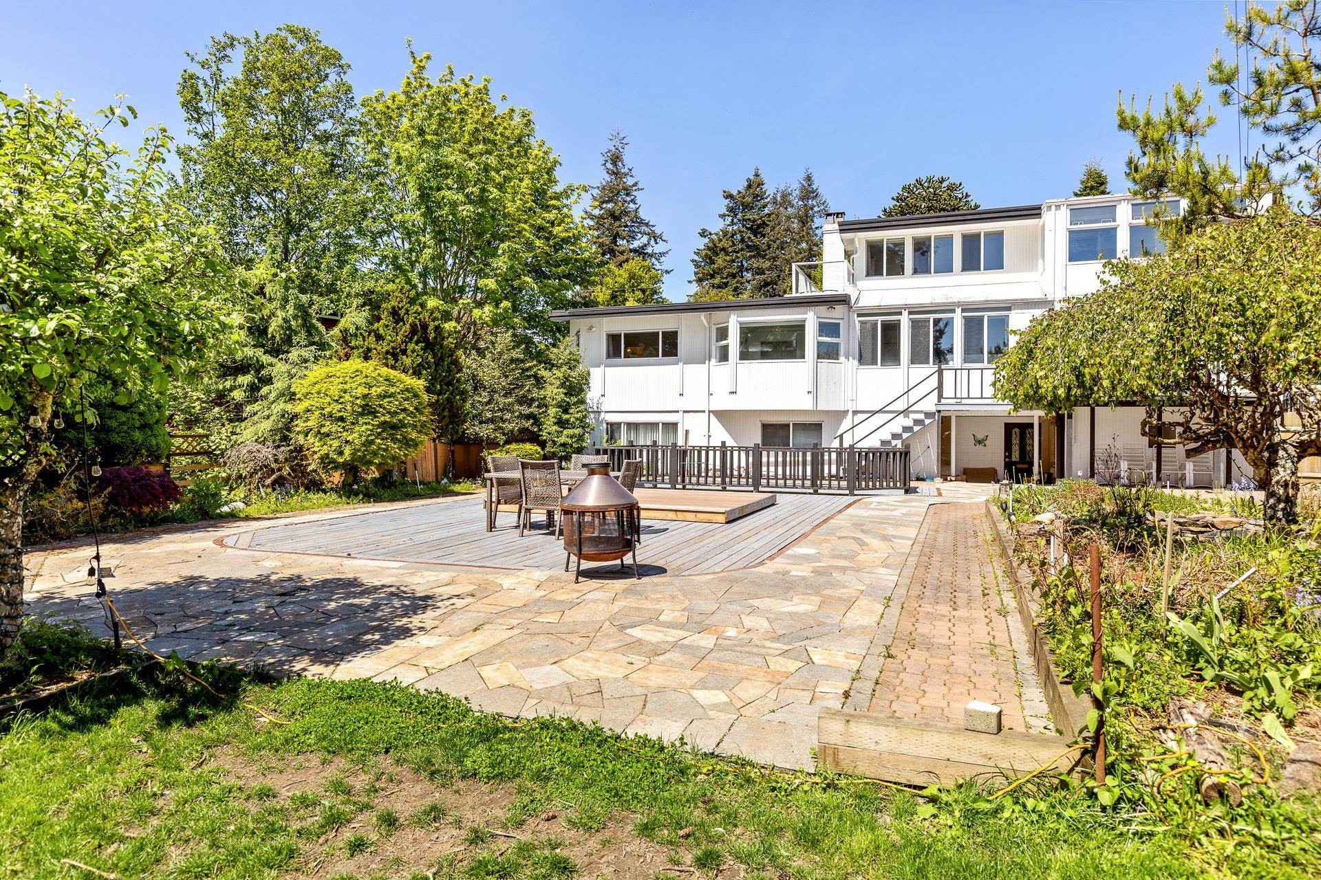 









14220


Malabar

Avenue,
White Rock,




BC
V4B 2Y3

