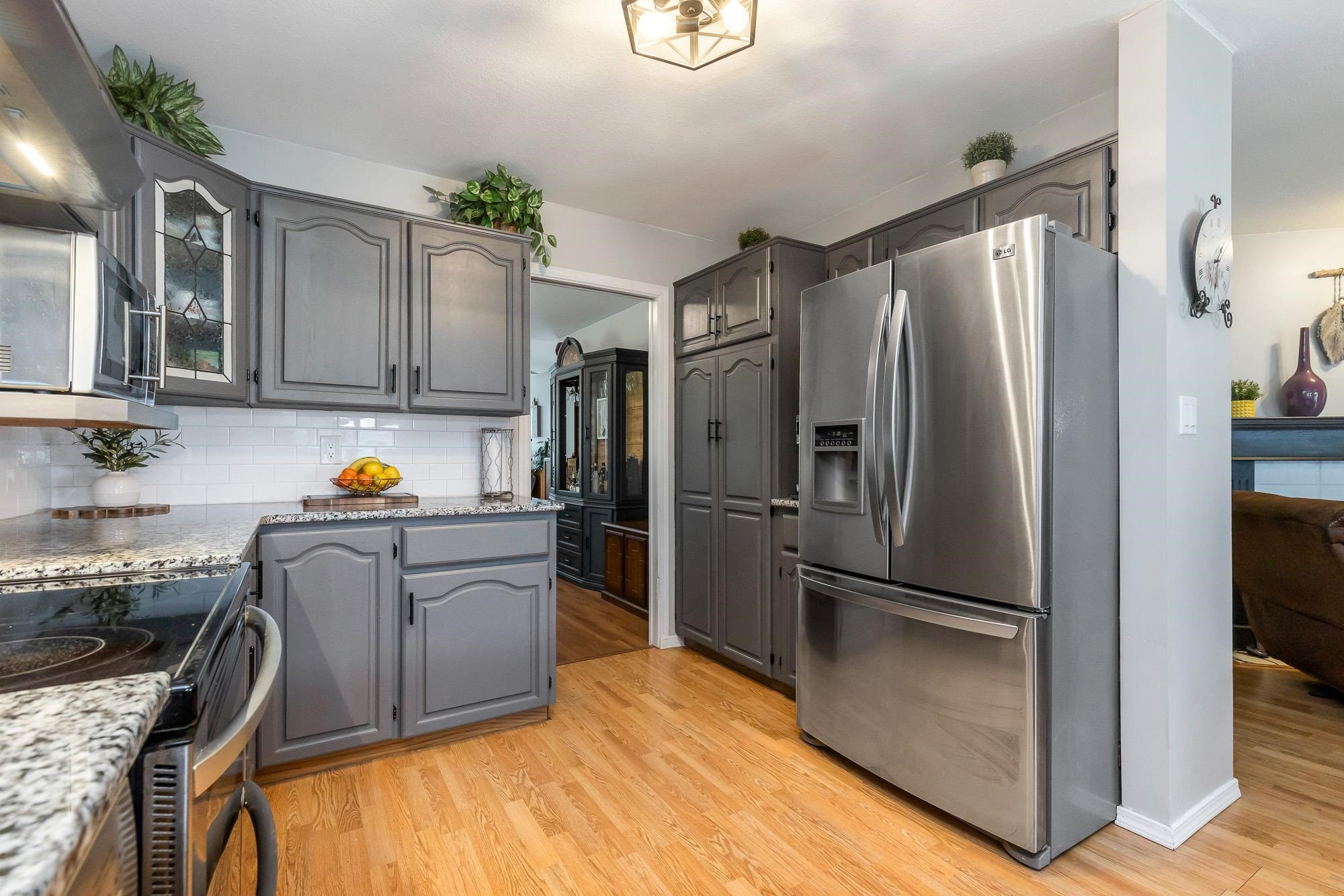 









8572


Bannister

Drive,
Mission,




BC
V2V 6Y3

