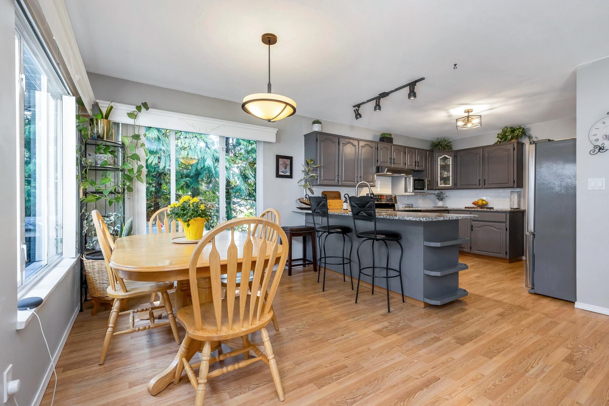 









8572


Bannister

Drive,
Mission,




BC
V2V 6Y3

