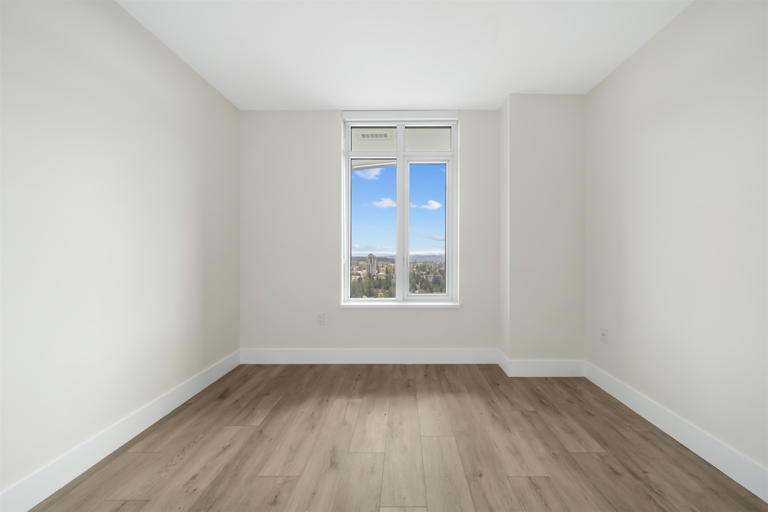 









10428


Whalley

Boulevard, 2502,
Surrey,




BC
V3T 1W6

