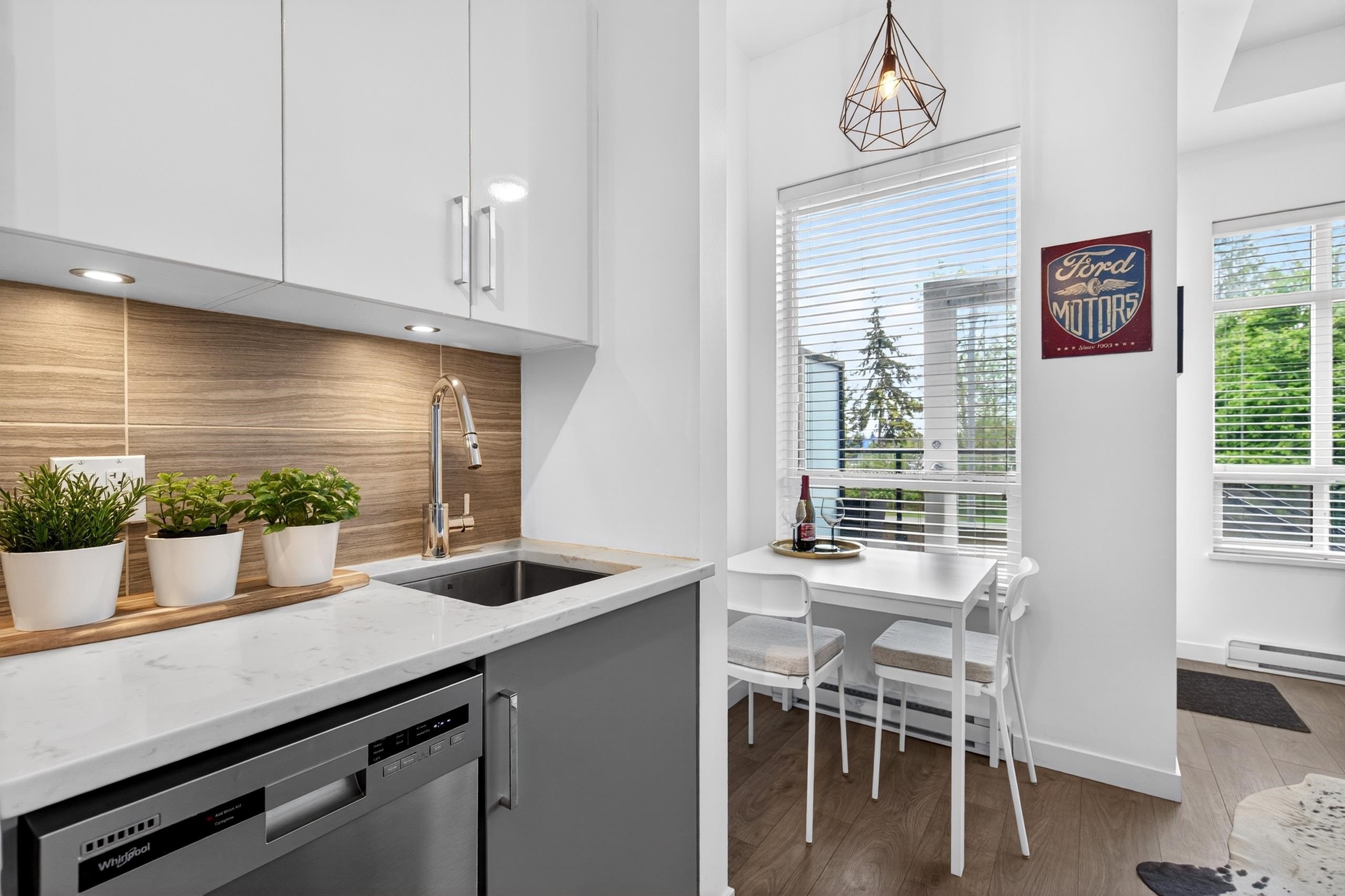 









20211


66

Avenue, F101,
Langley,




BC
V2Y 0L4

