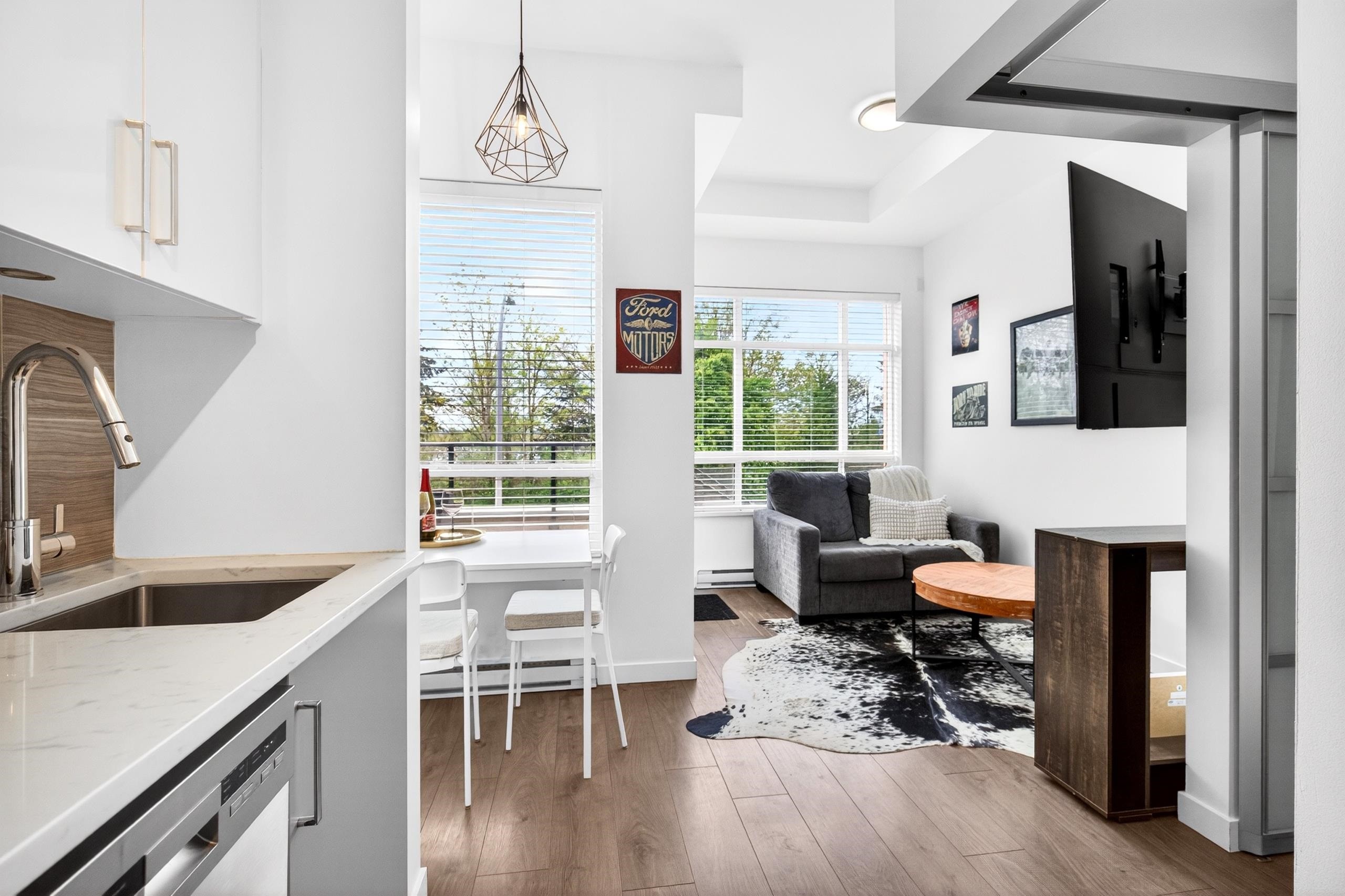 









20211


66

Avenue, F101,
Langley,




BC
V2Y 0L4

