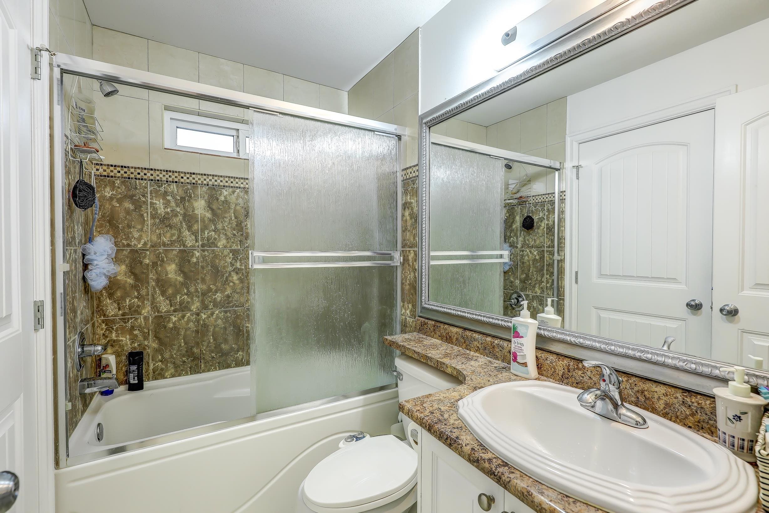 









16226


96b

Avenue,
Surrey,




BC
V3S 2M4

