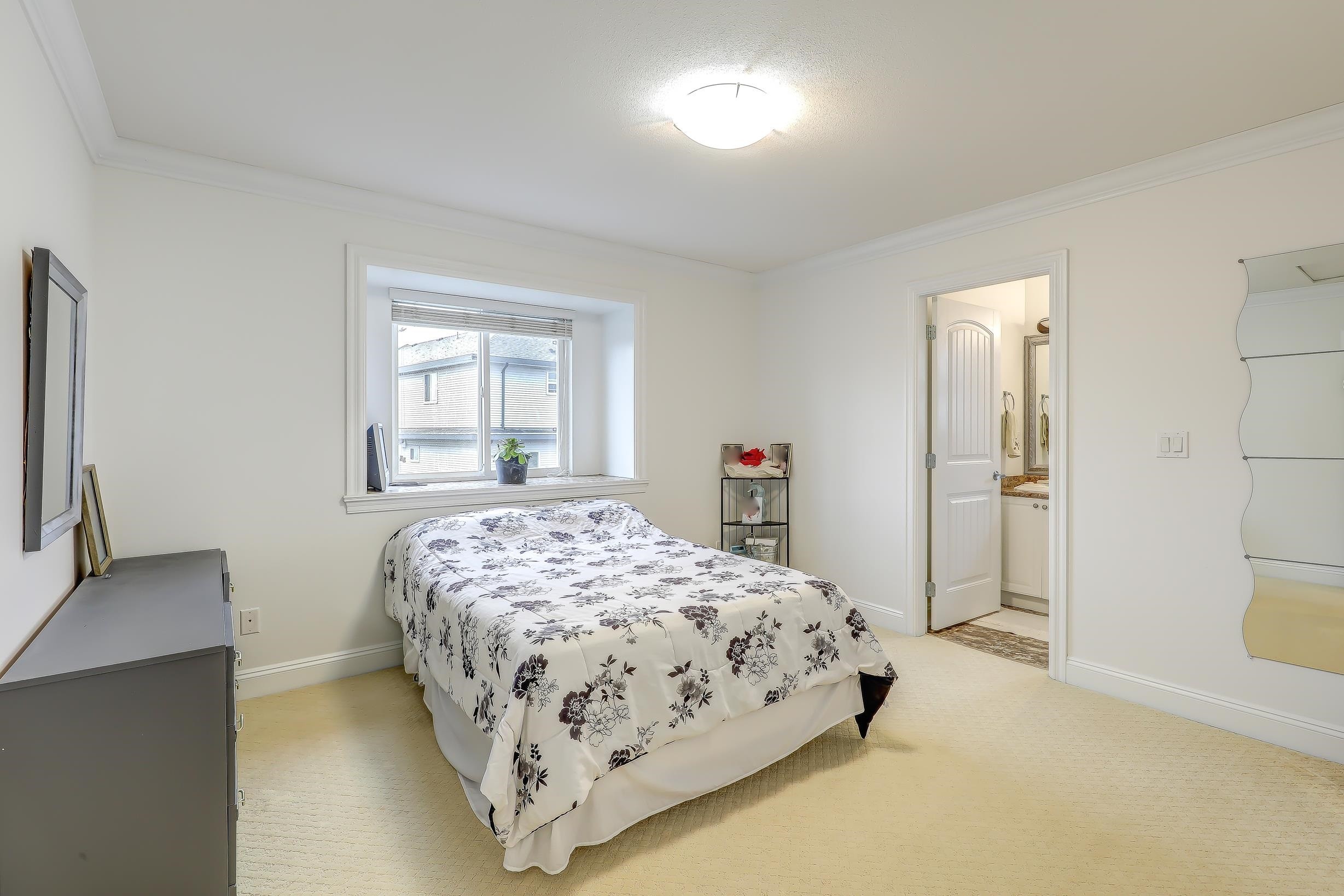 









16226


96b

Avenue,
Surrey,




BC
V3S 2M4

