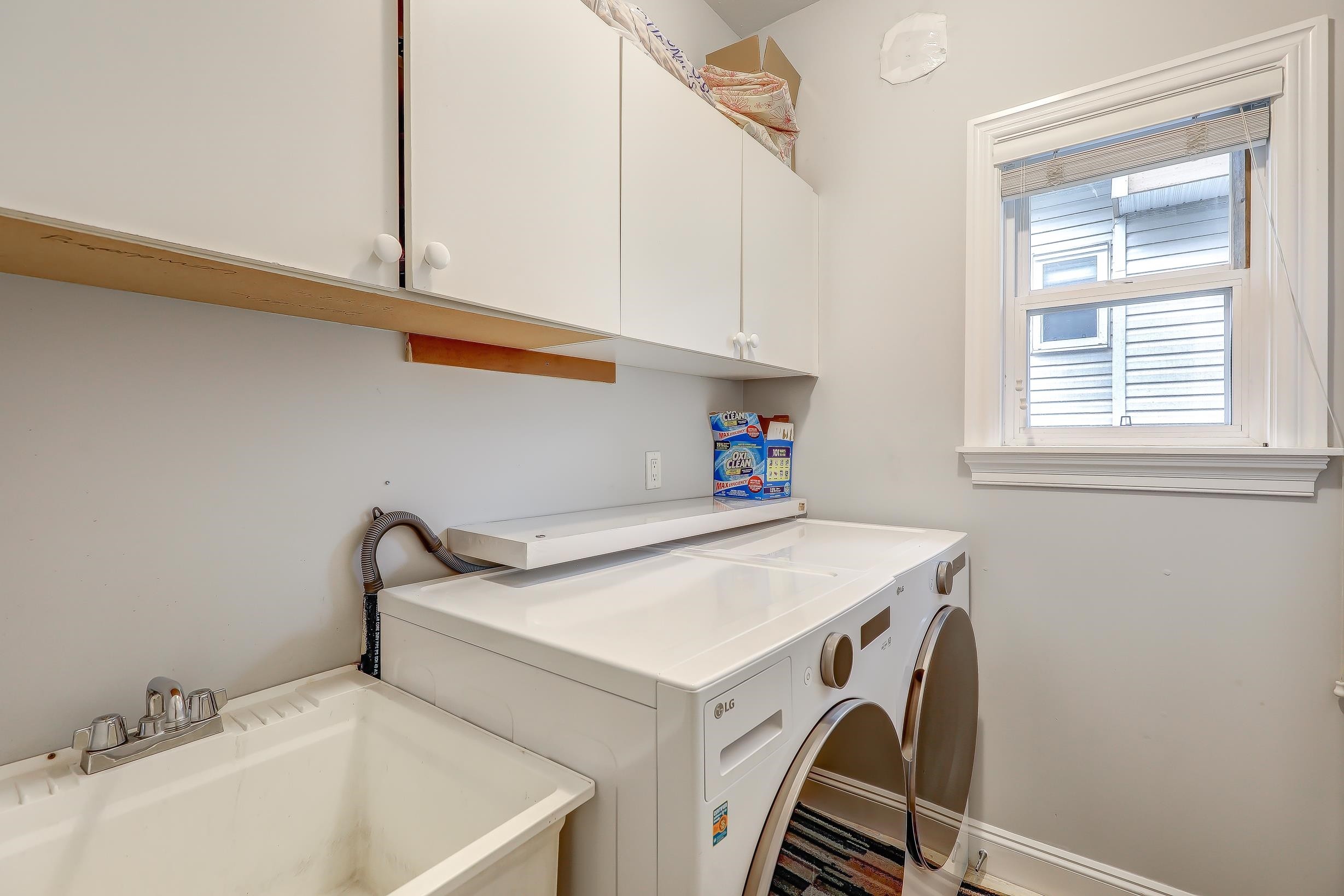









16226


96b

Avenue,
Surrey,




BC
V3S 2M4

