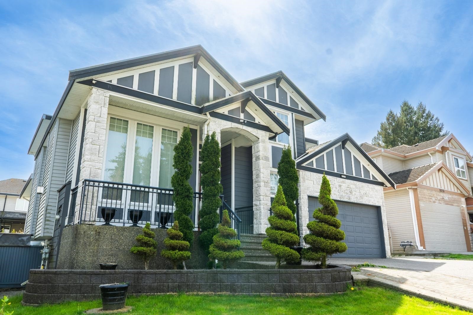 









16226


96b

Avenue,
Surrey,




BC
V3S 2M4

