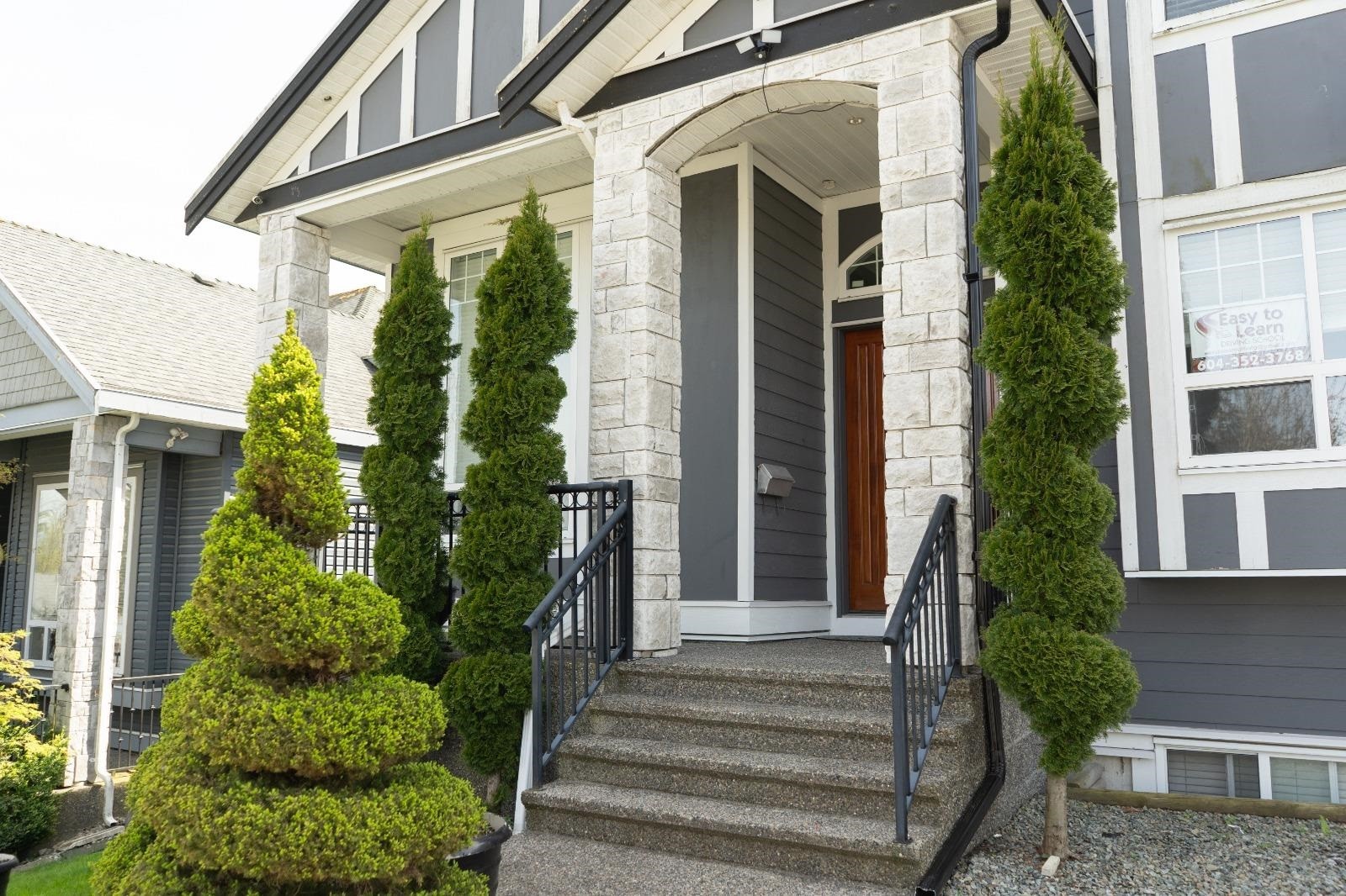









16226


96b

Avenue,
Surrey,




BC
V3S 2M4


