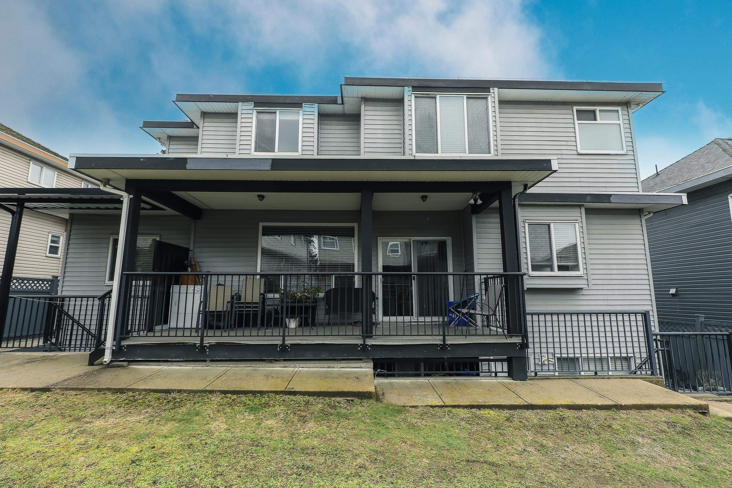 









16226


96b

Avenue,
Surrey,




BC
V3S 2M4

