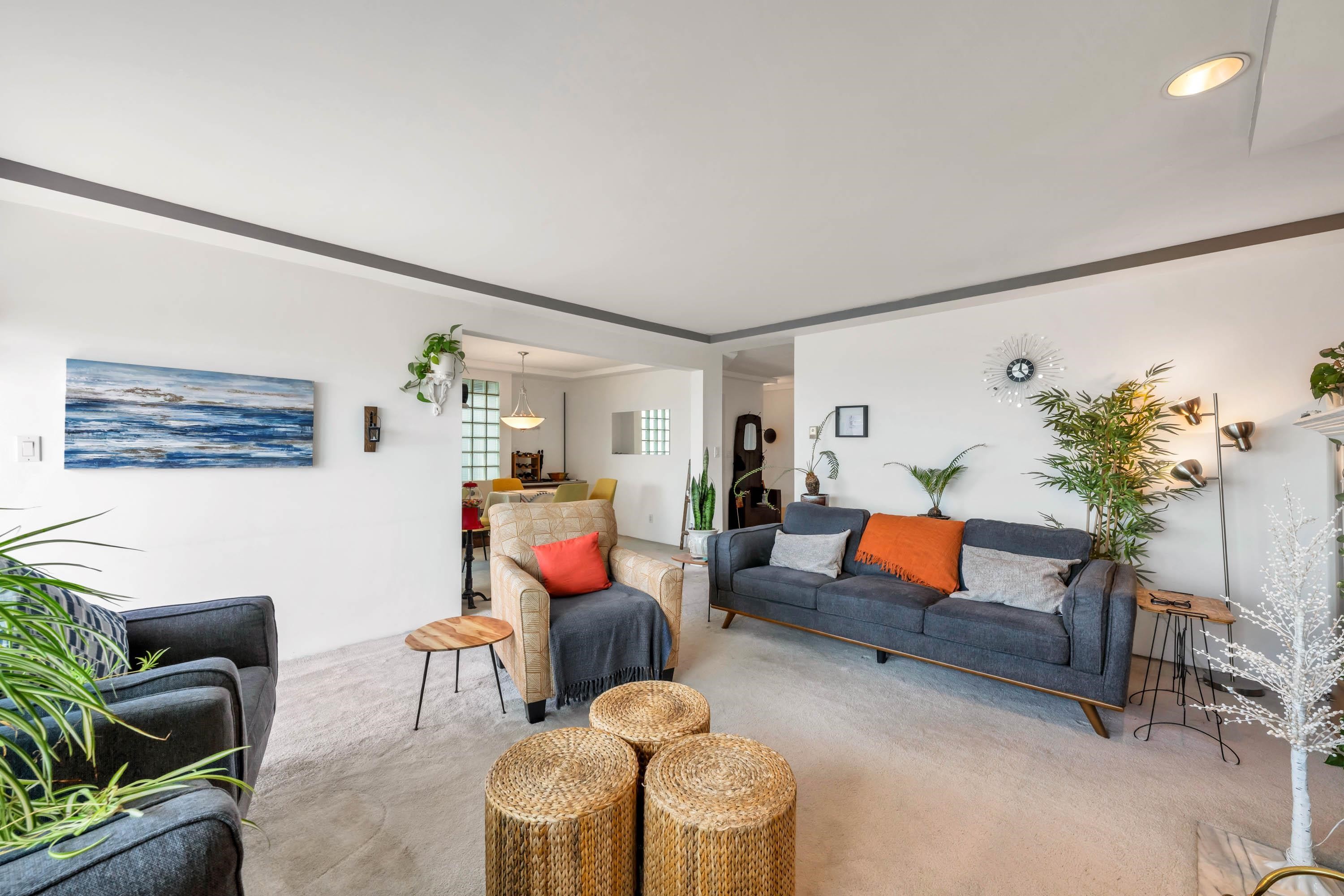 









15165


Marine

Drive, 105,
White Rock,




BC
V4B 1C5

