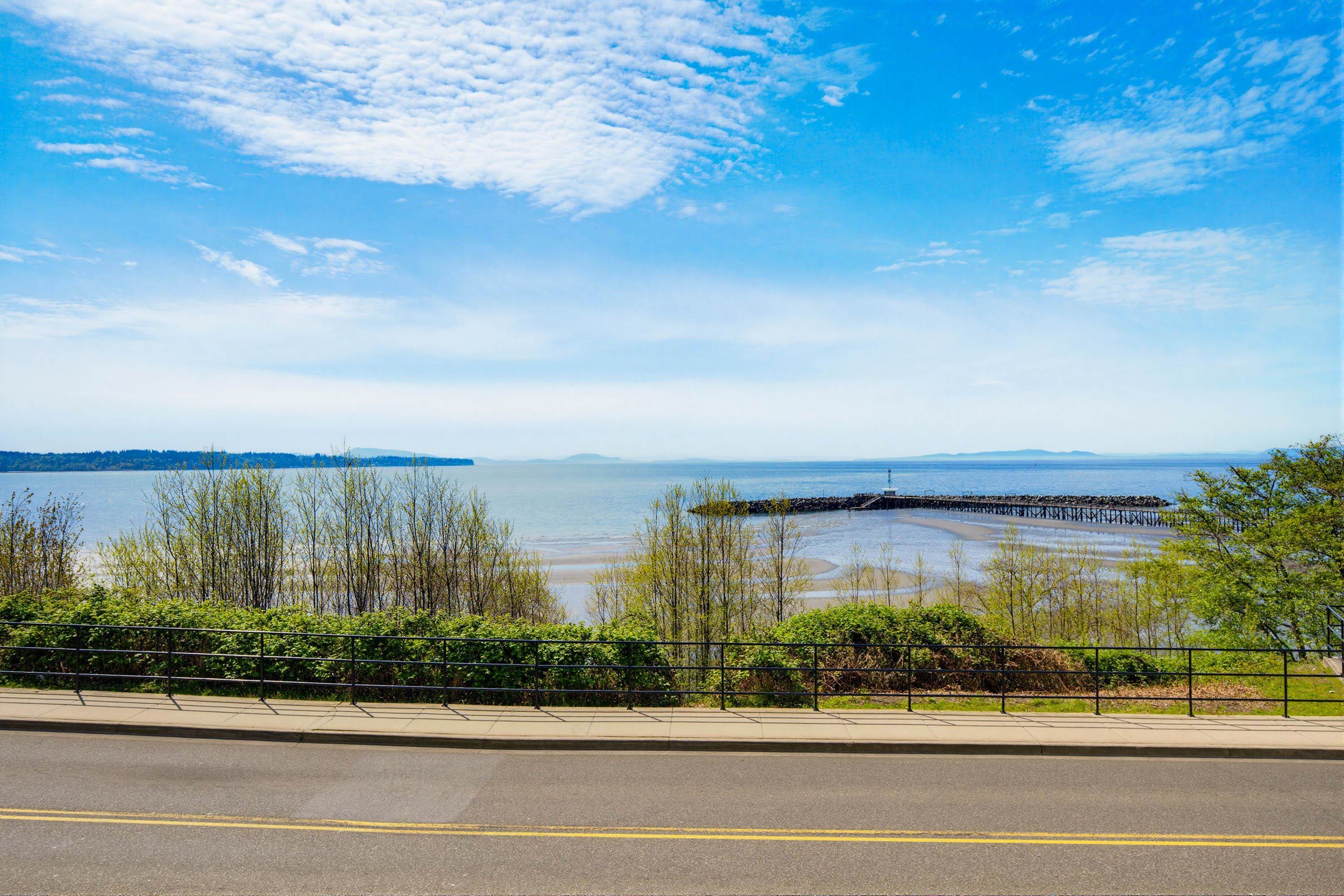 









15165


Marine

Drive, 105,
White Rock,




BC
V4B 1C5

