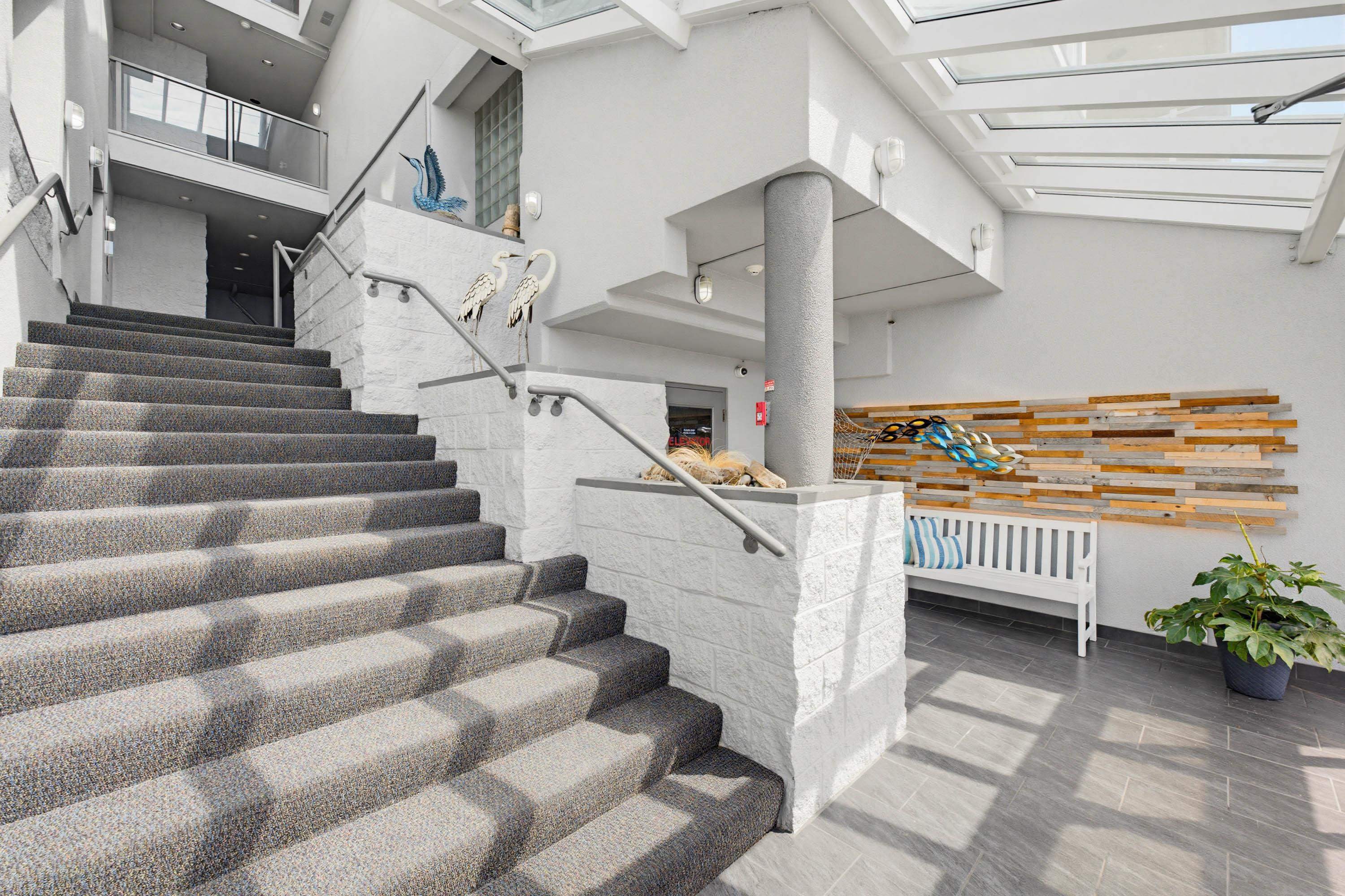









15165


Marine

Drive, 105,
White Rock,




BC
V4B 1C5

