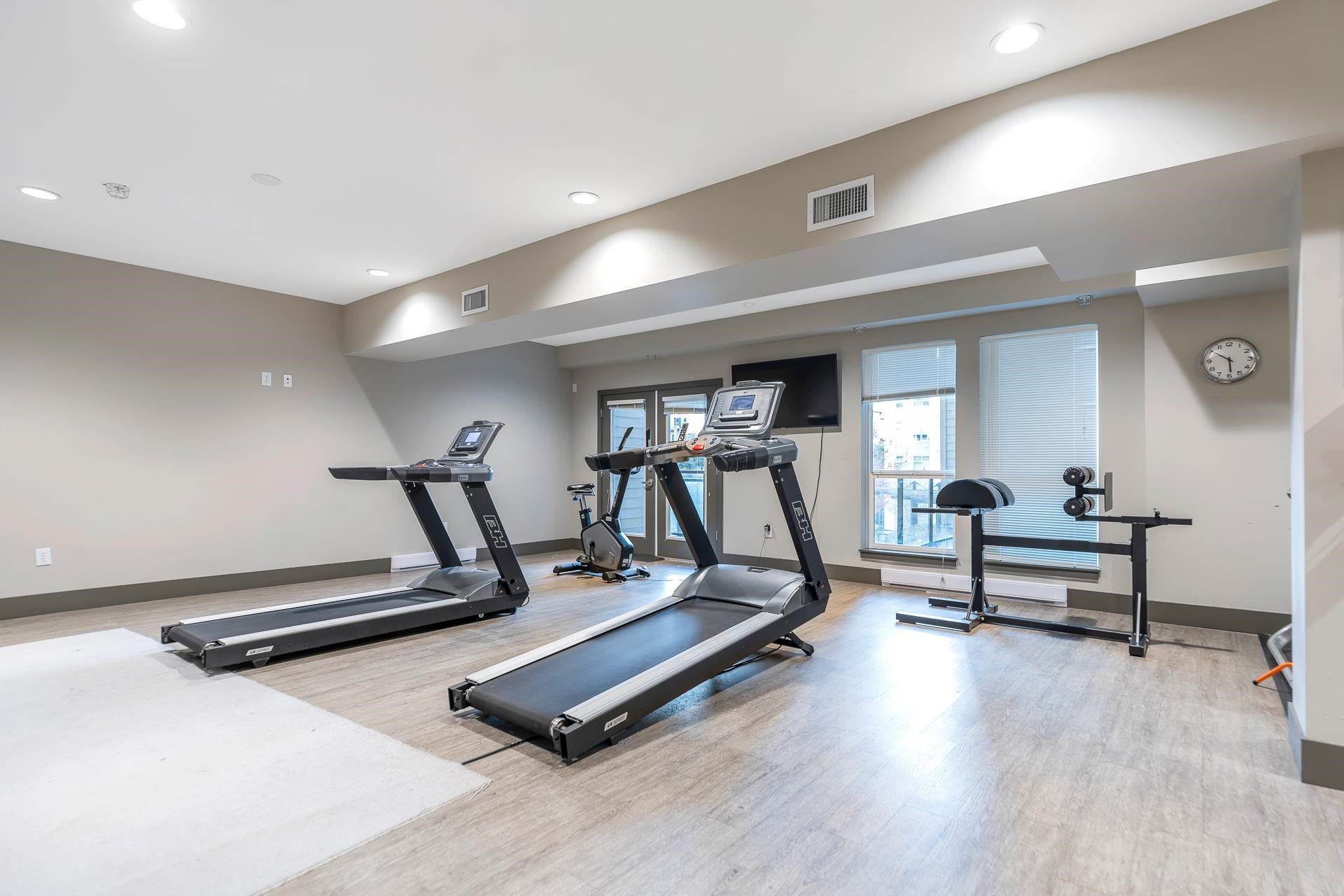 









13768


108

Avenue, 221,
Surrey,




BC
V3T 0L9

