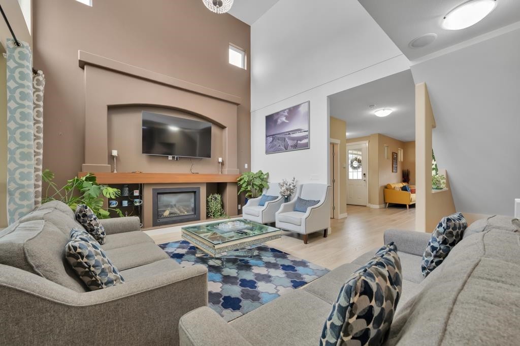 









2057


Merlot

Boulevard,
Abbotsford,




BC
V4X 0A6

