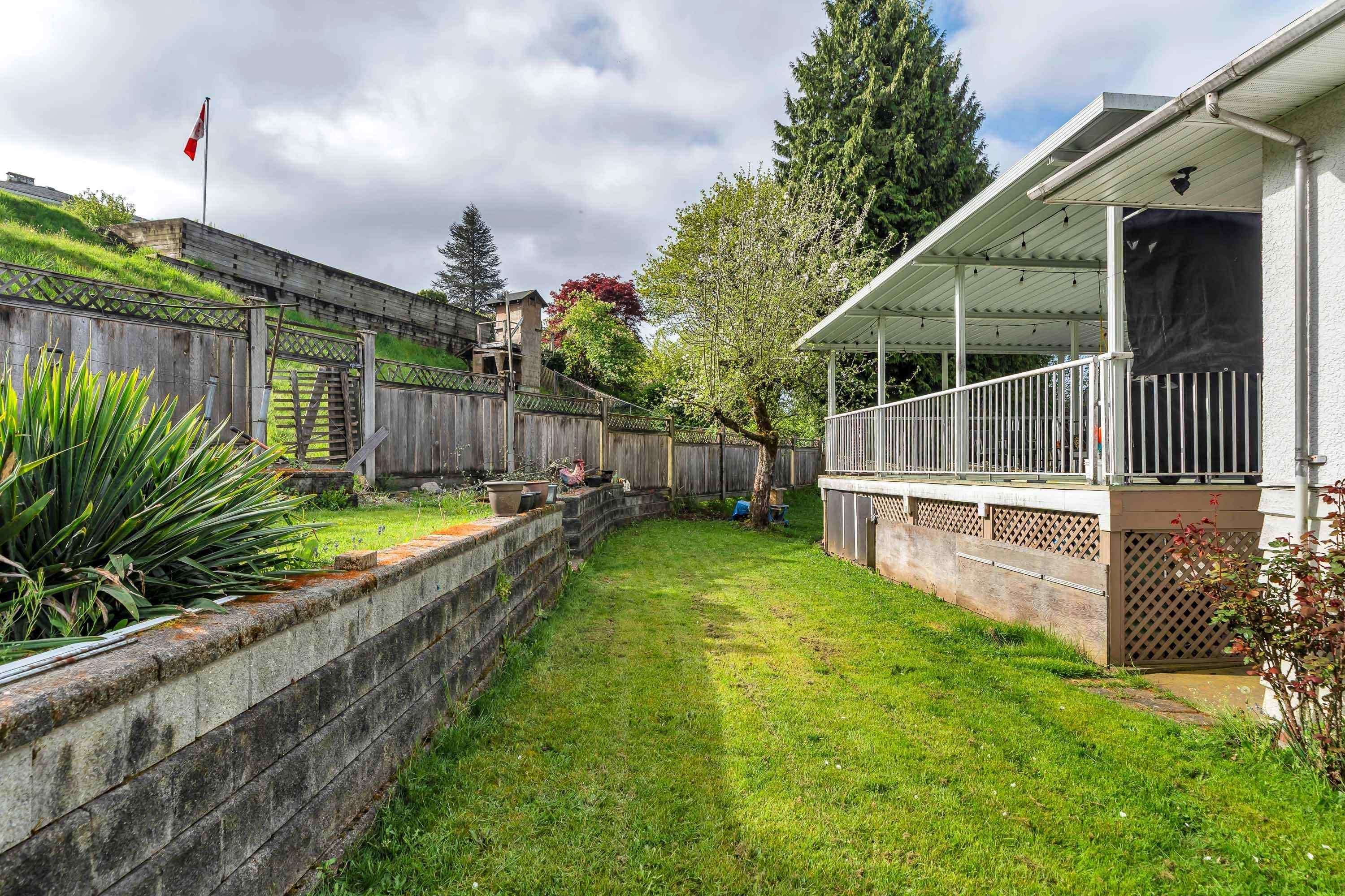 









10292


River

Road,
Delta,




BC
V4C 2R5

