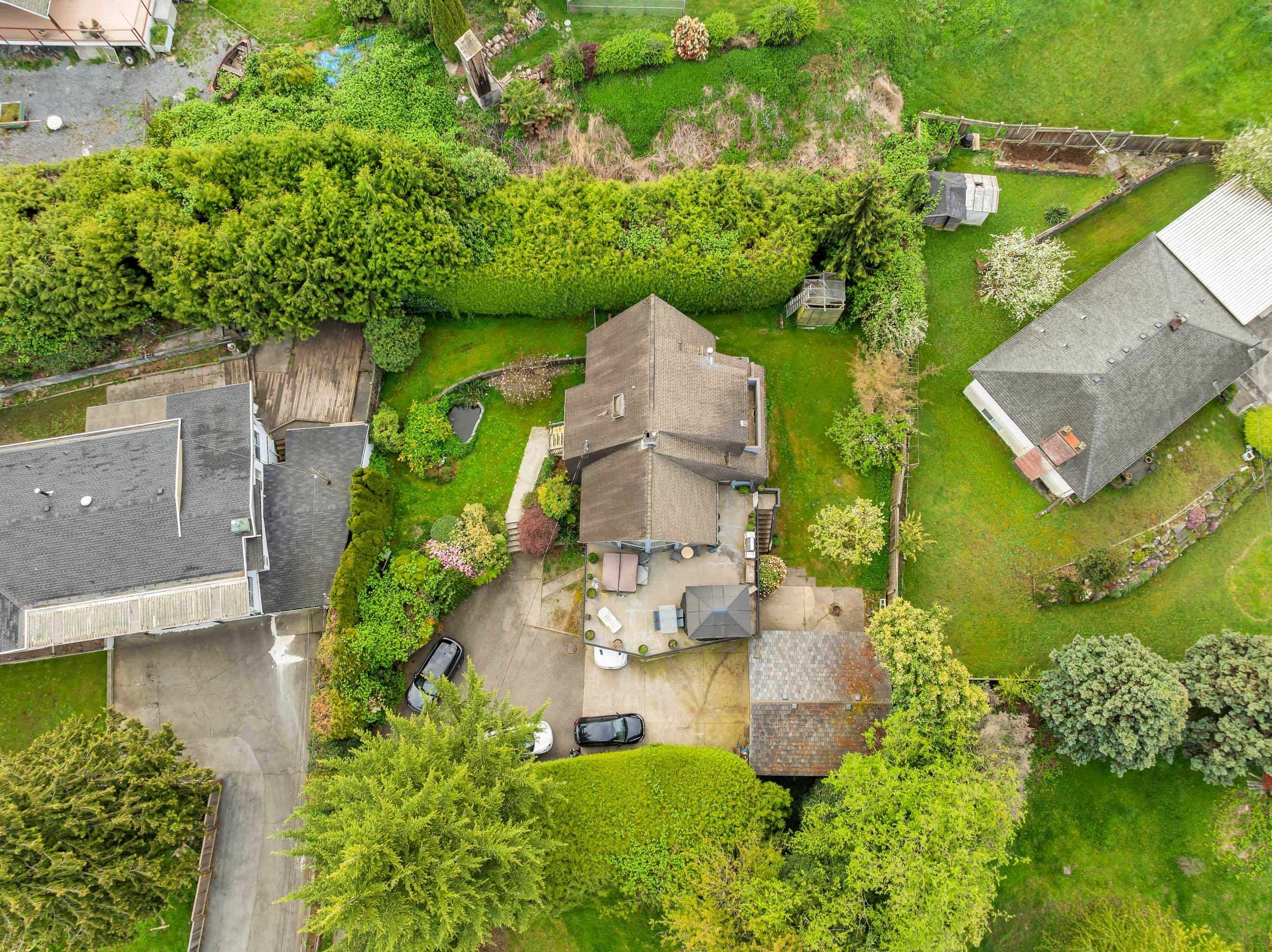 









10308


River

Road,
Delta,




BC
V4C 2R5

