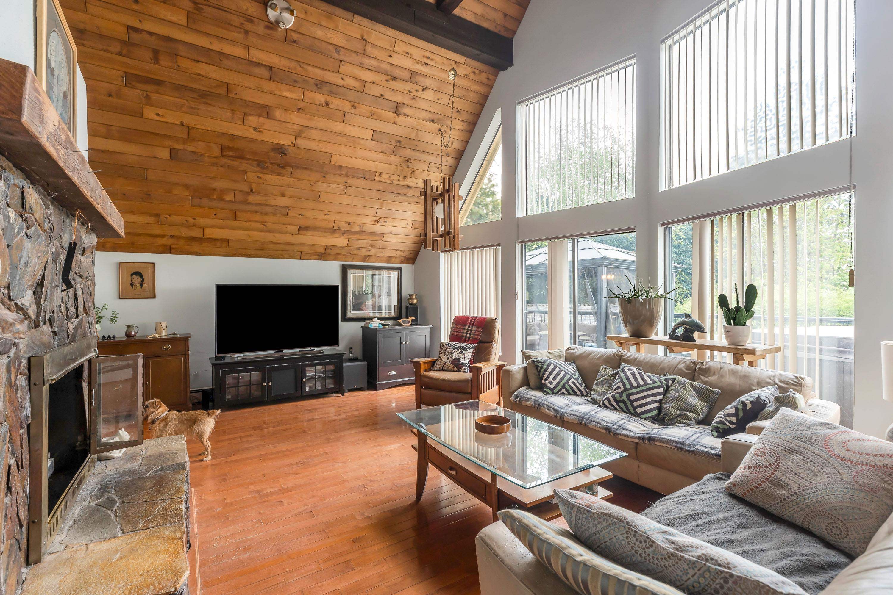 









10308


River

Road,
Delta,




BC
V4C 2R5

