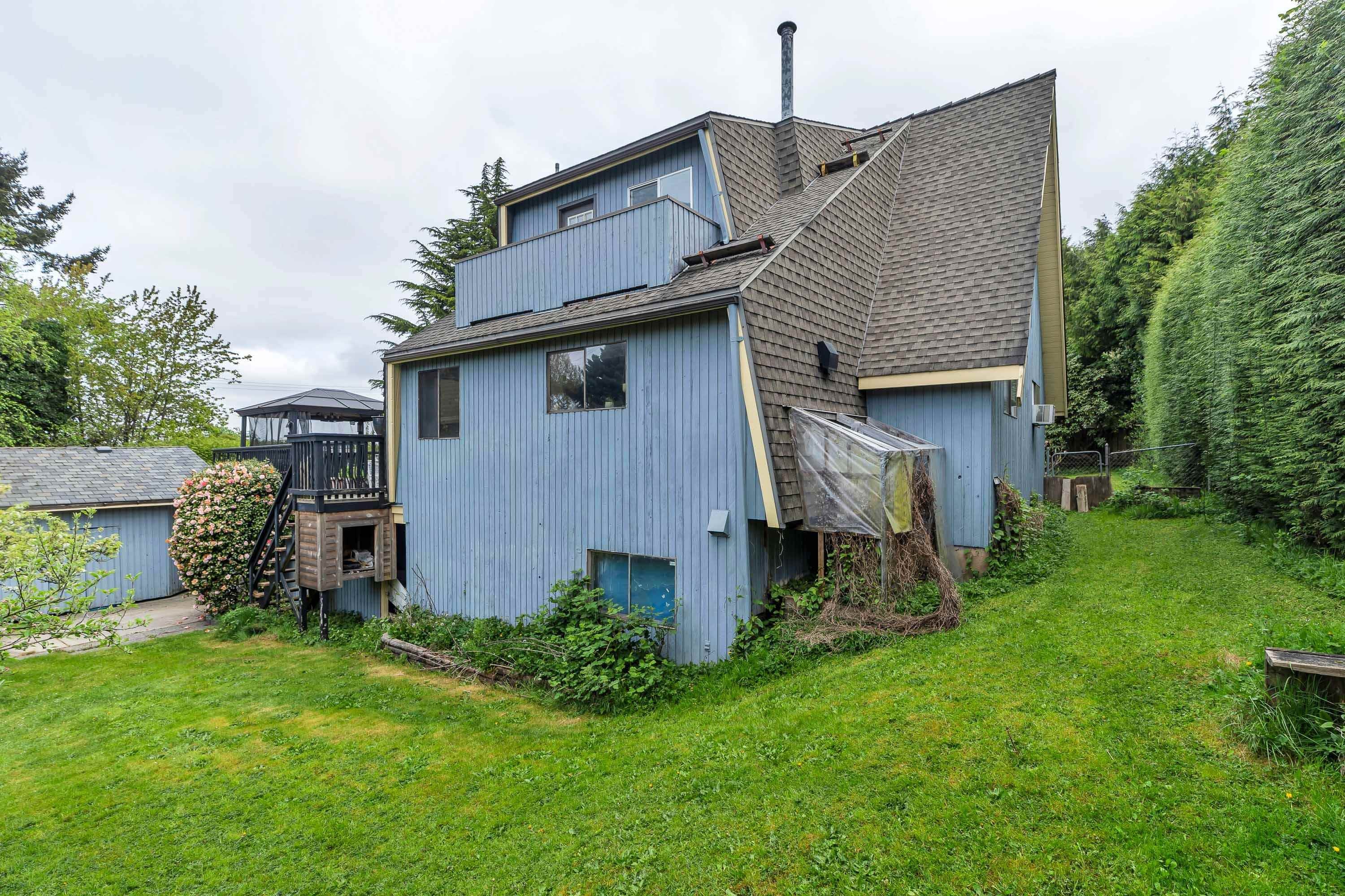 









10308


River

Road,
Delta,




BC
V4C 2R5

