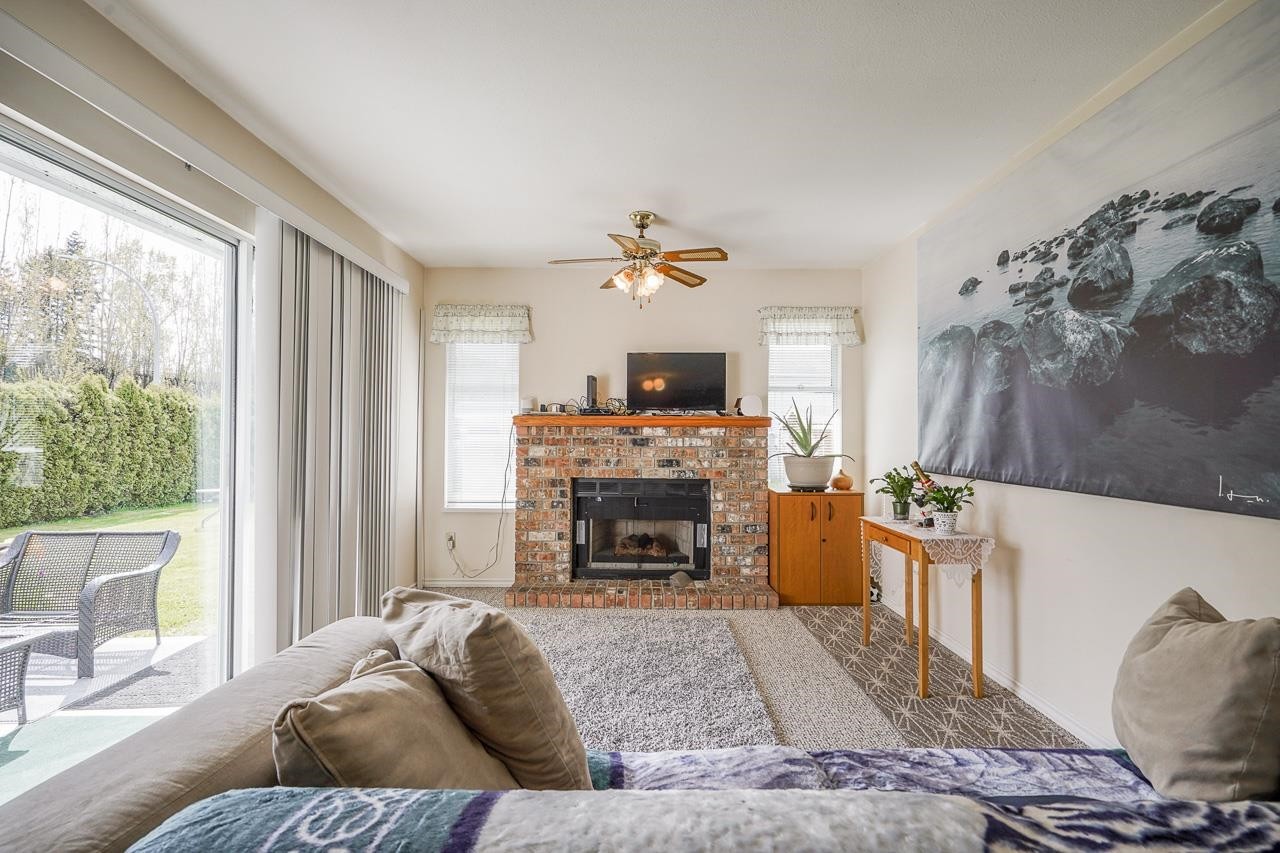 









3329


197

Street,
Langley,




BC
V3A 7X4

