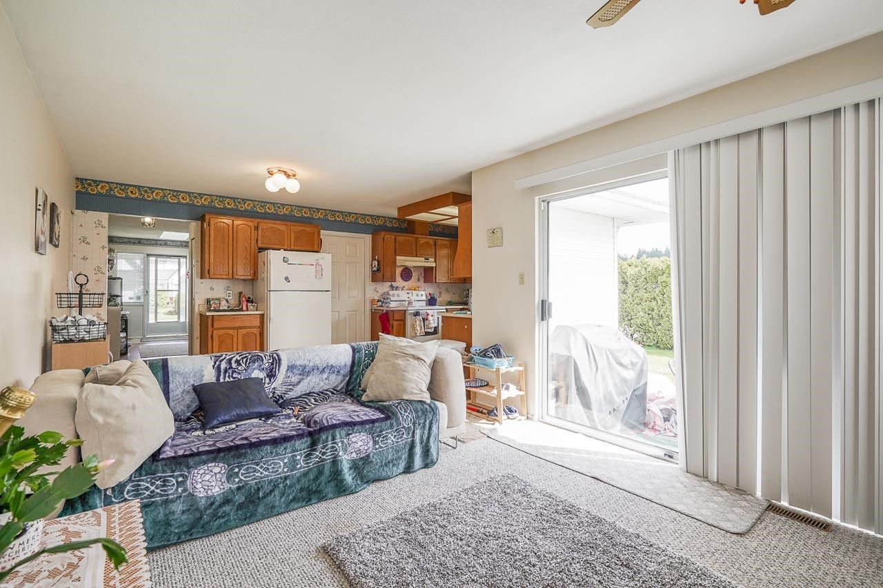 









3329


197

Street,
Langley,




BC
V3A 7X4

