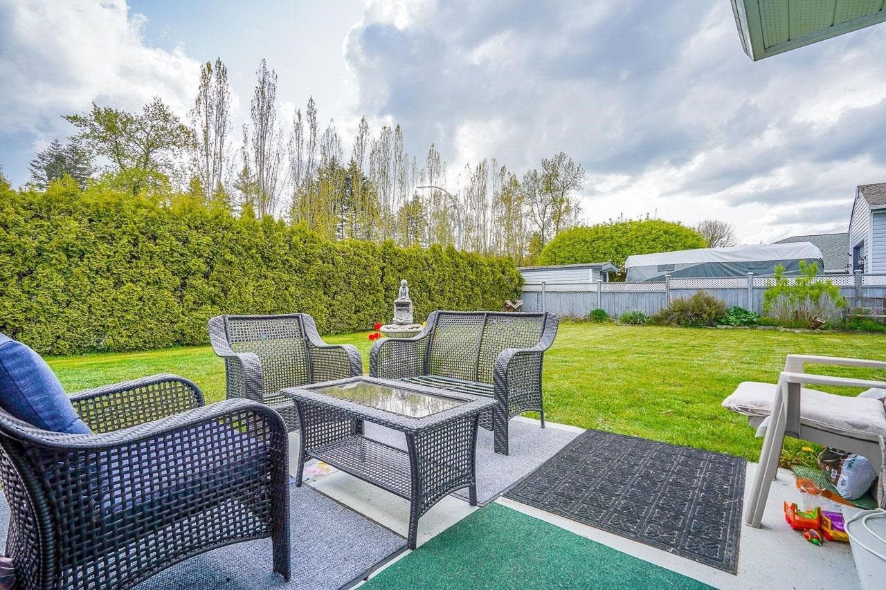 









3329


197

Street,
Langley,




BC
V3A 7X4

