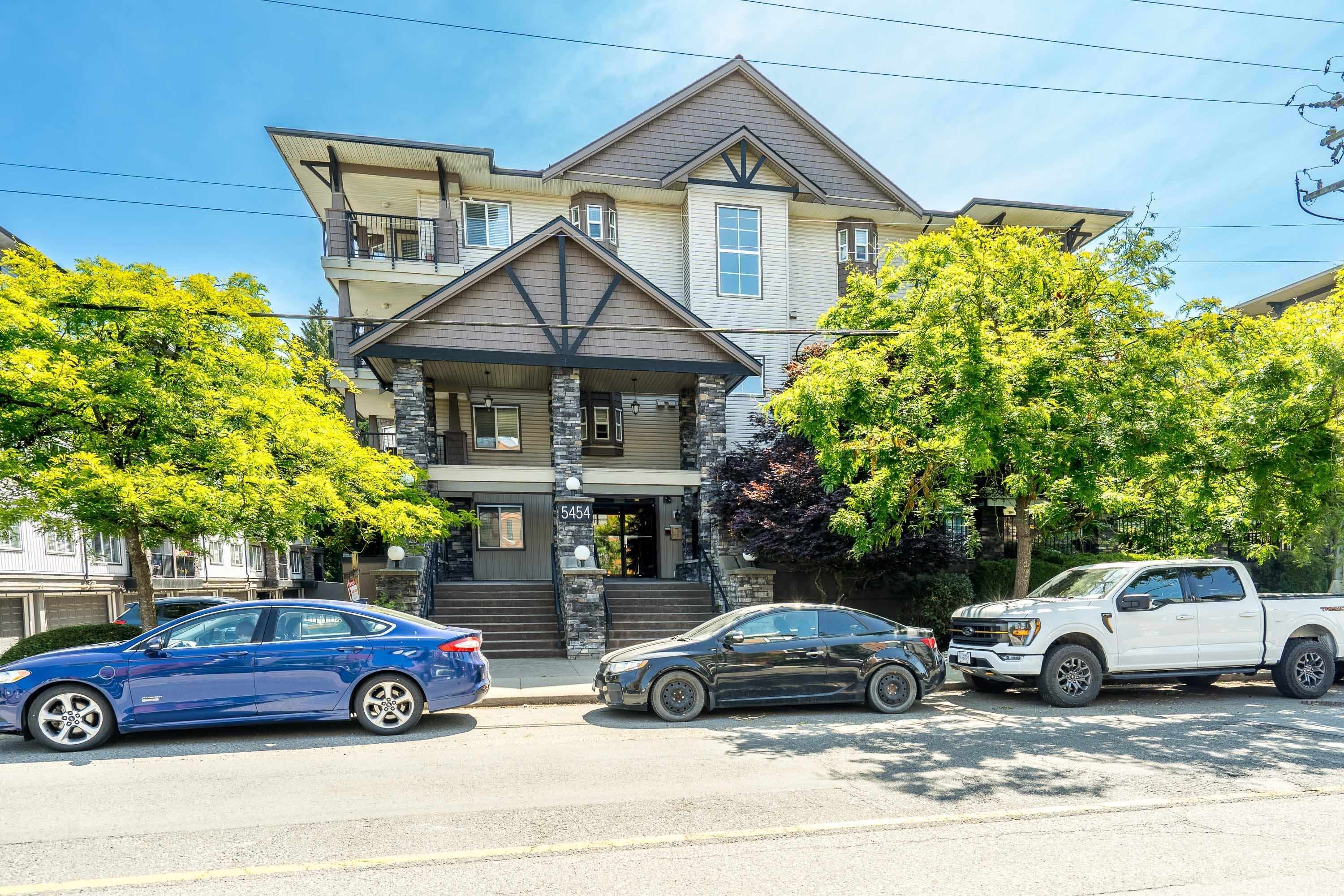 









5454


198

Street, 107,
Langley,




BC
V3A 1G2

